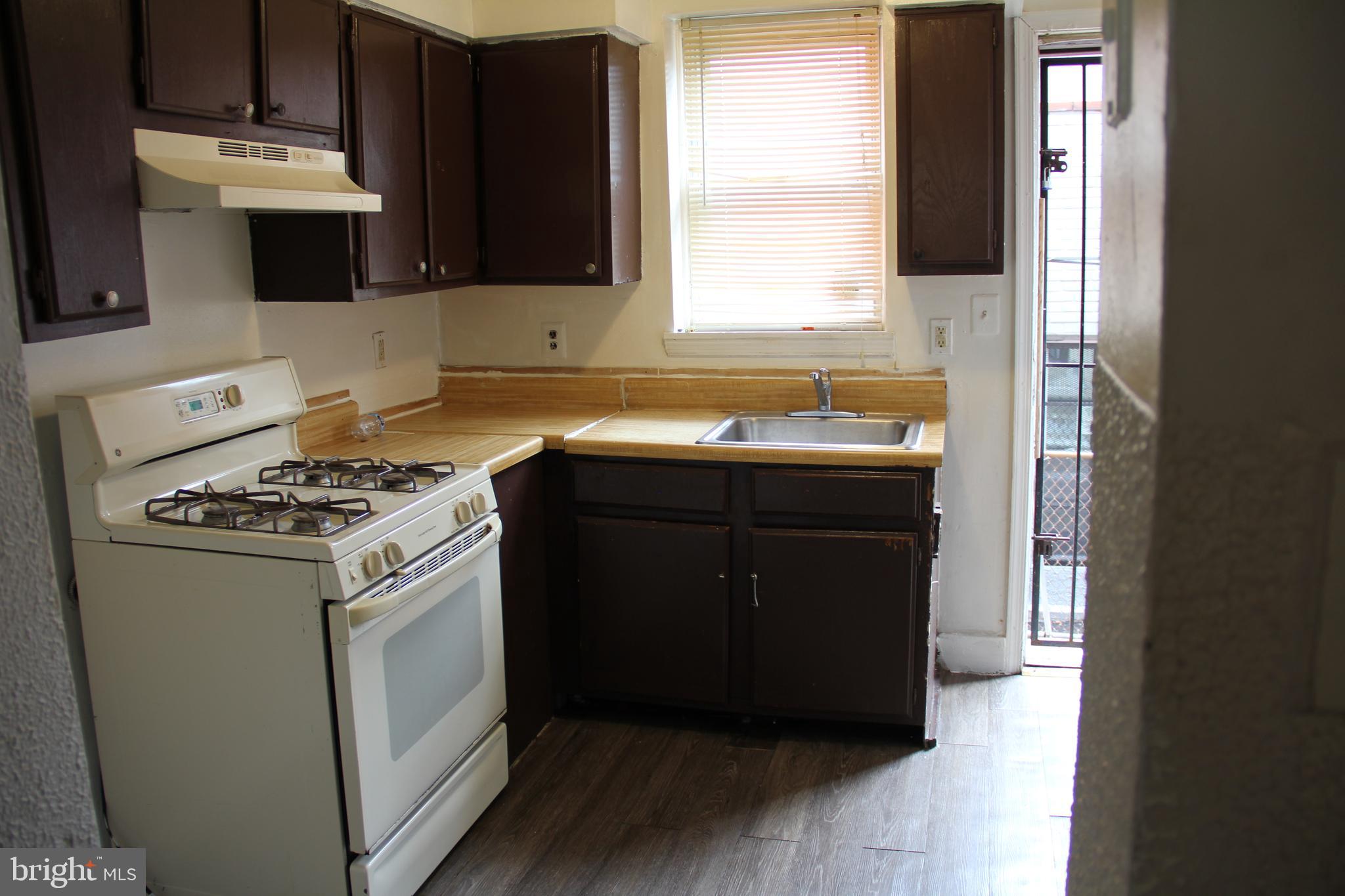 KENSINGTON - Residential Lease