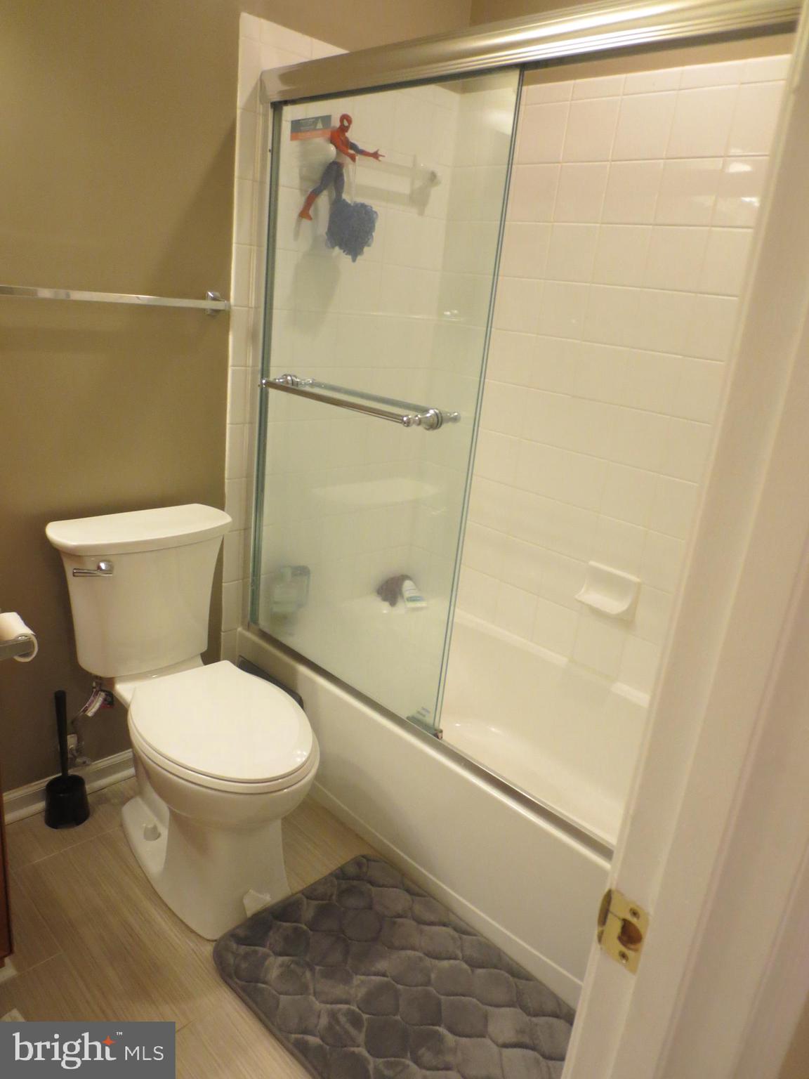 LORTON VALLEY NORTH - Residential Lease