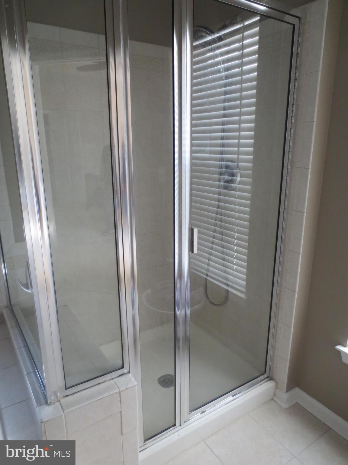 LORTON VALLEY NORTH - Residential Lease