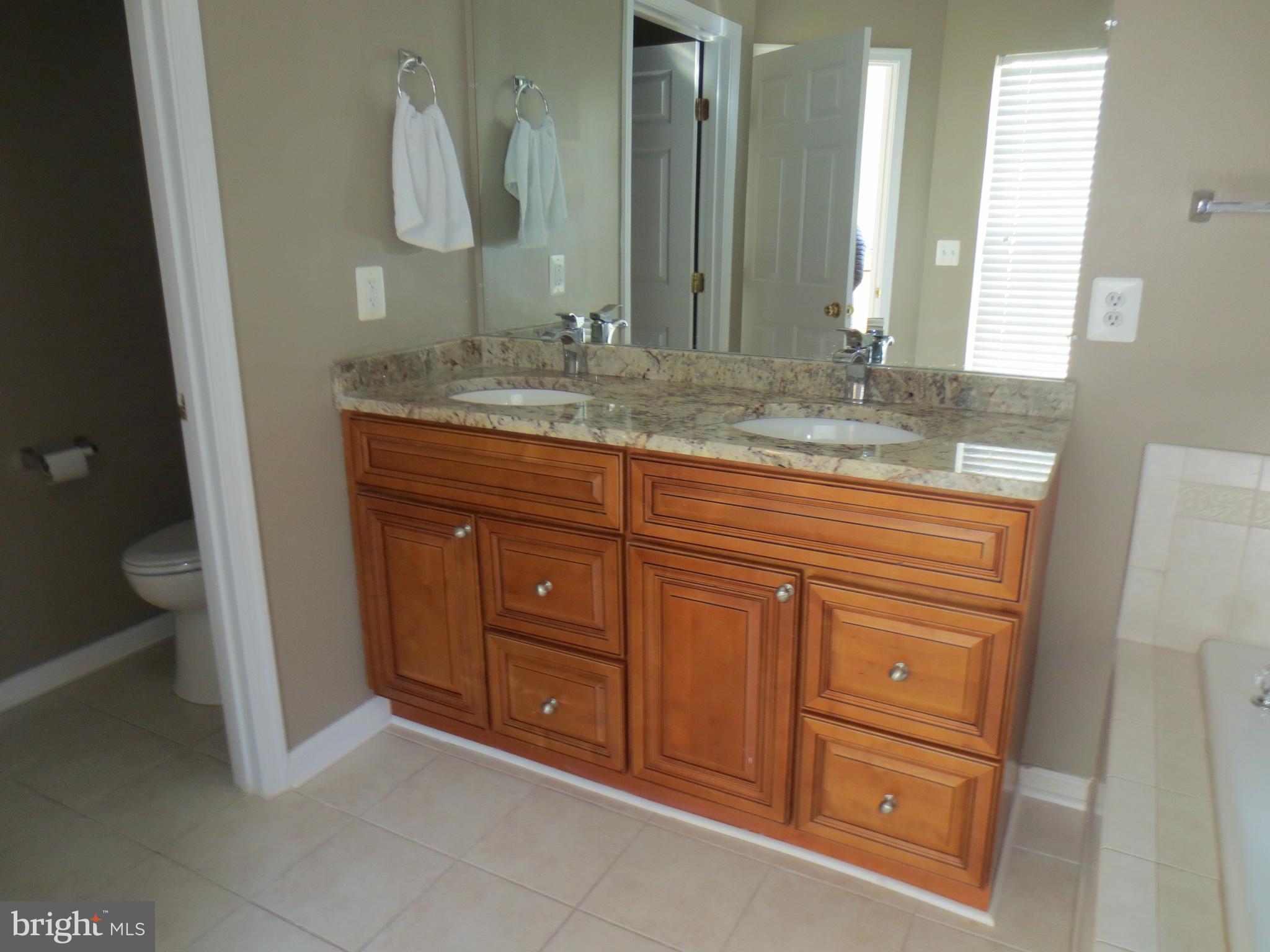 LORTON VALLEY NORTH - Residential Lease