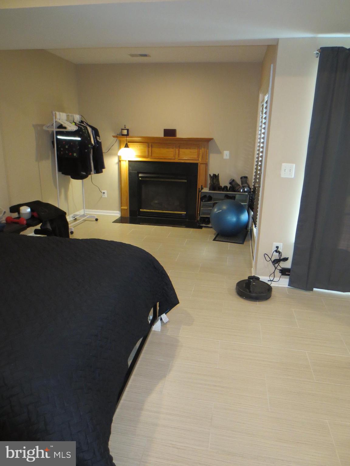 LORTON VALLEY NORTH - Residential Lease