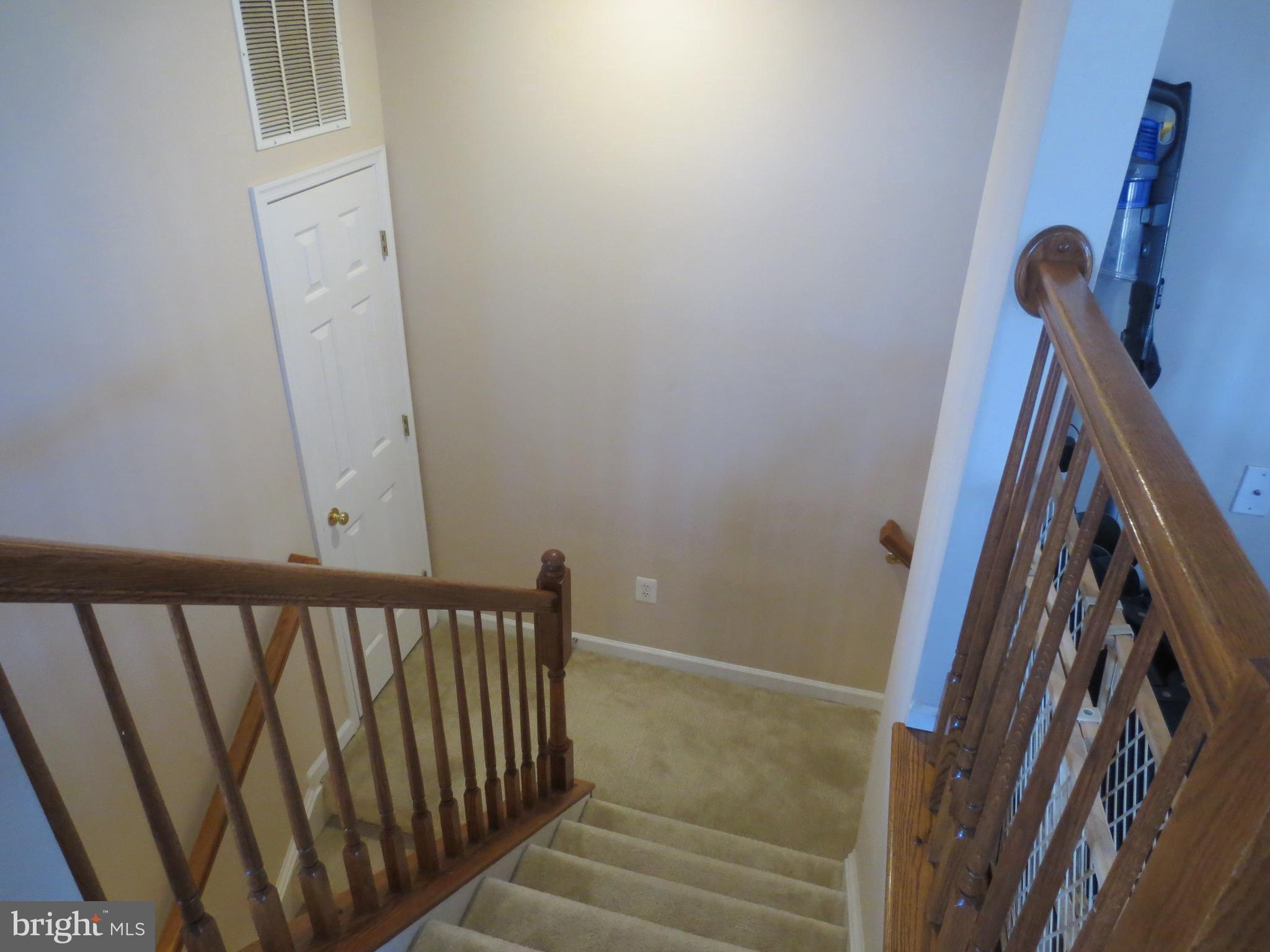 LORTON VALLEY NORTH - Residential Lease