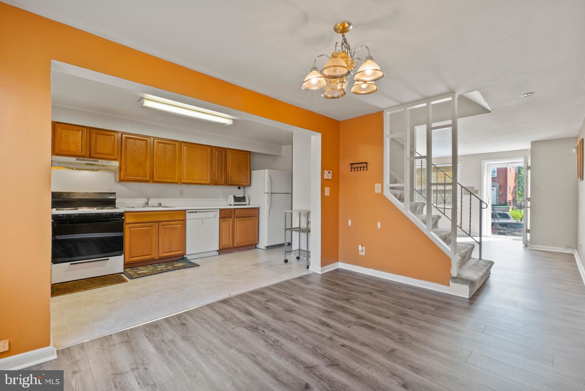 MOORES RUN - Residential