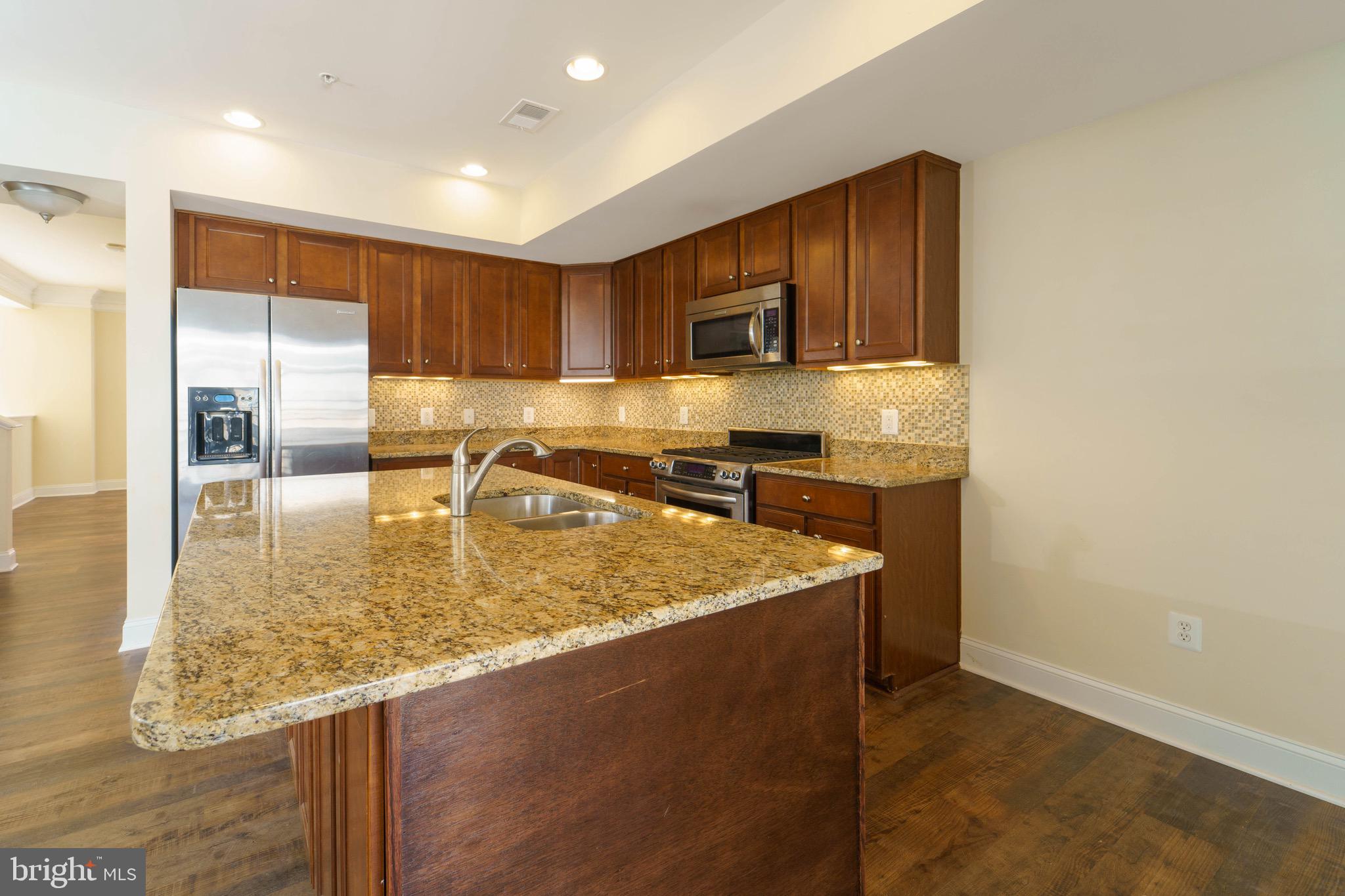 POTOMAC CLUB - Residential Lease