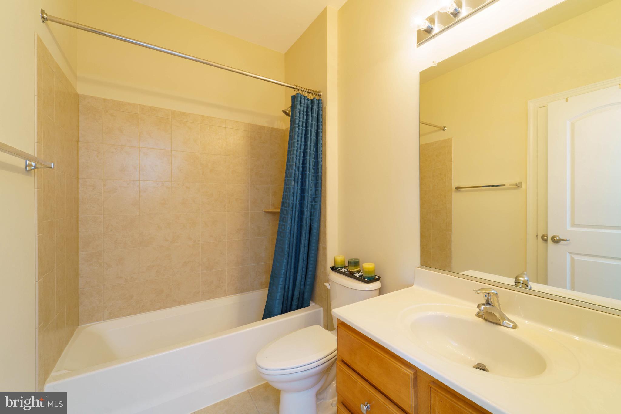 POTOMAC CLUB - Residential Lease