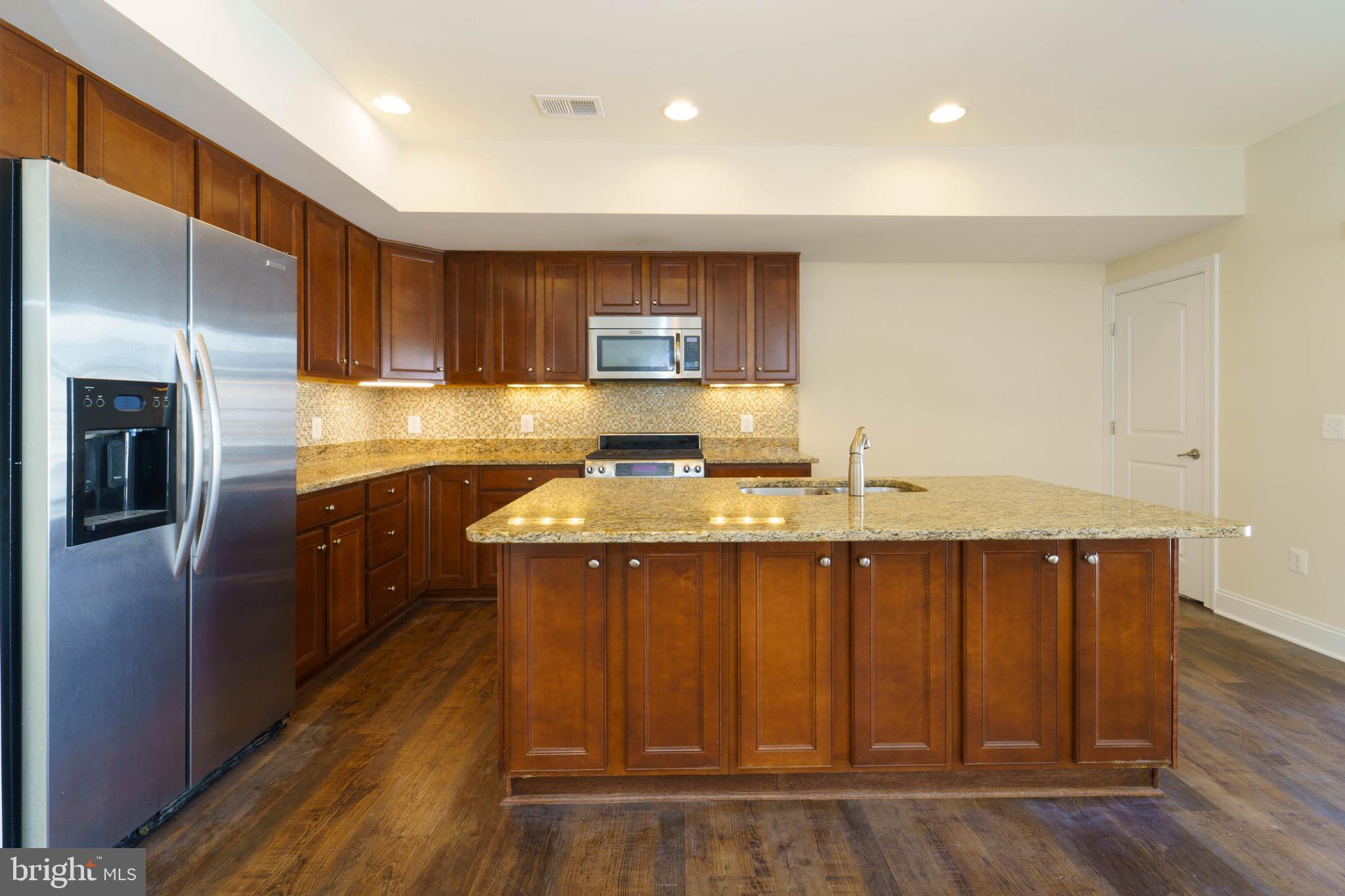 POTOMAC CLUB - Residential Lease