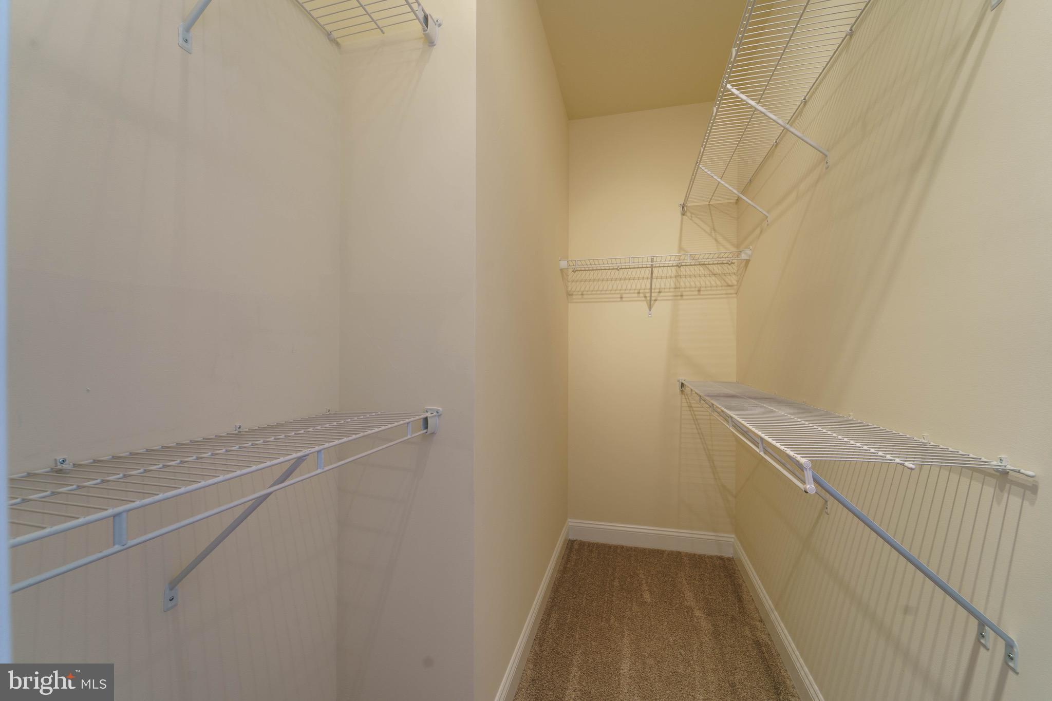 POTOMAC CLUB - Residential Lease