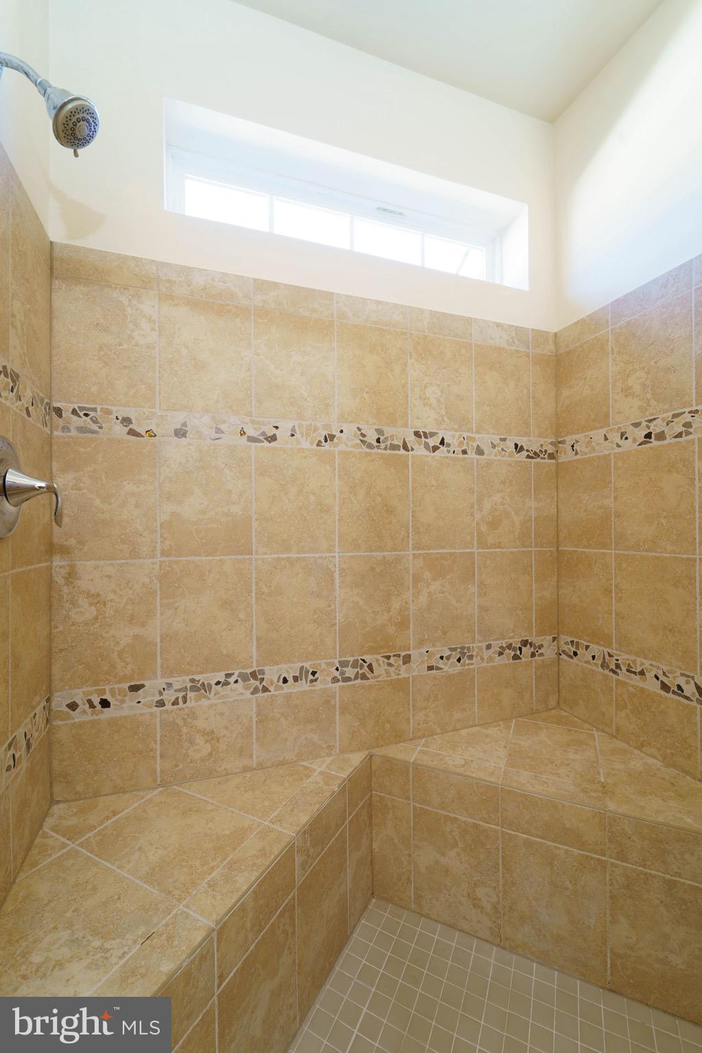 POTOMAC CLUB - Residential Lease