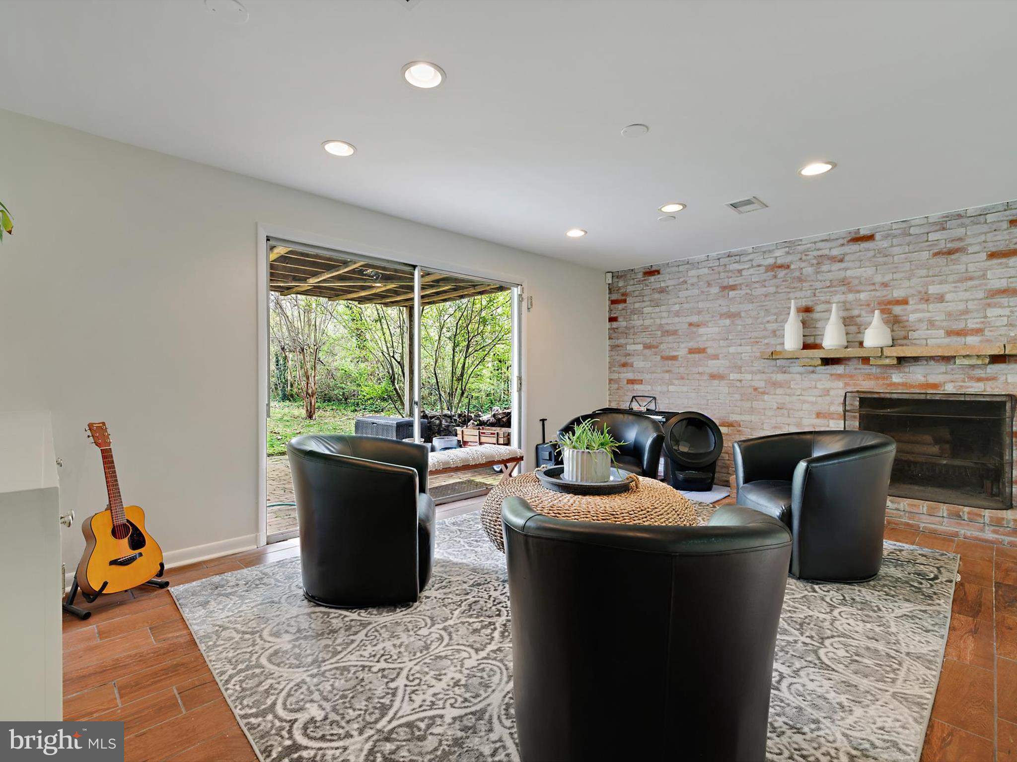 ROMAR ESTATES - Residential