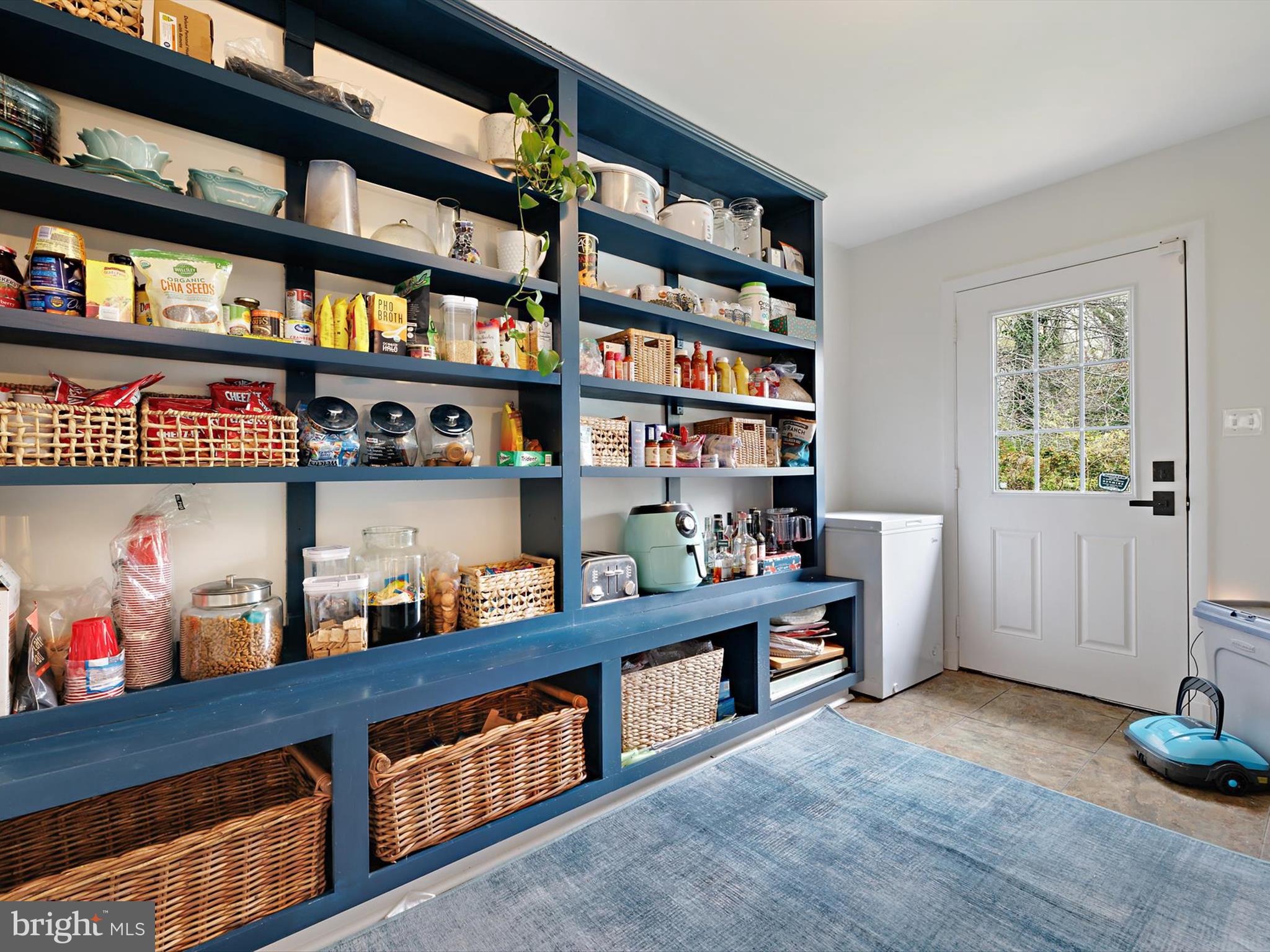 ROMAR ESTATES - Residential