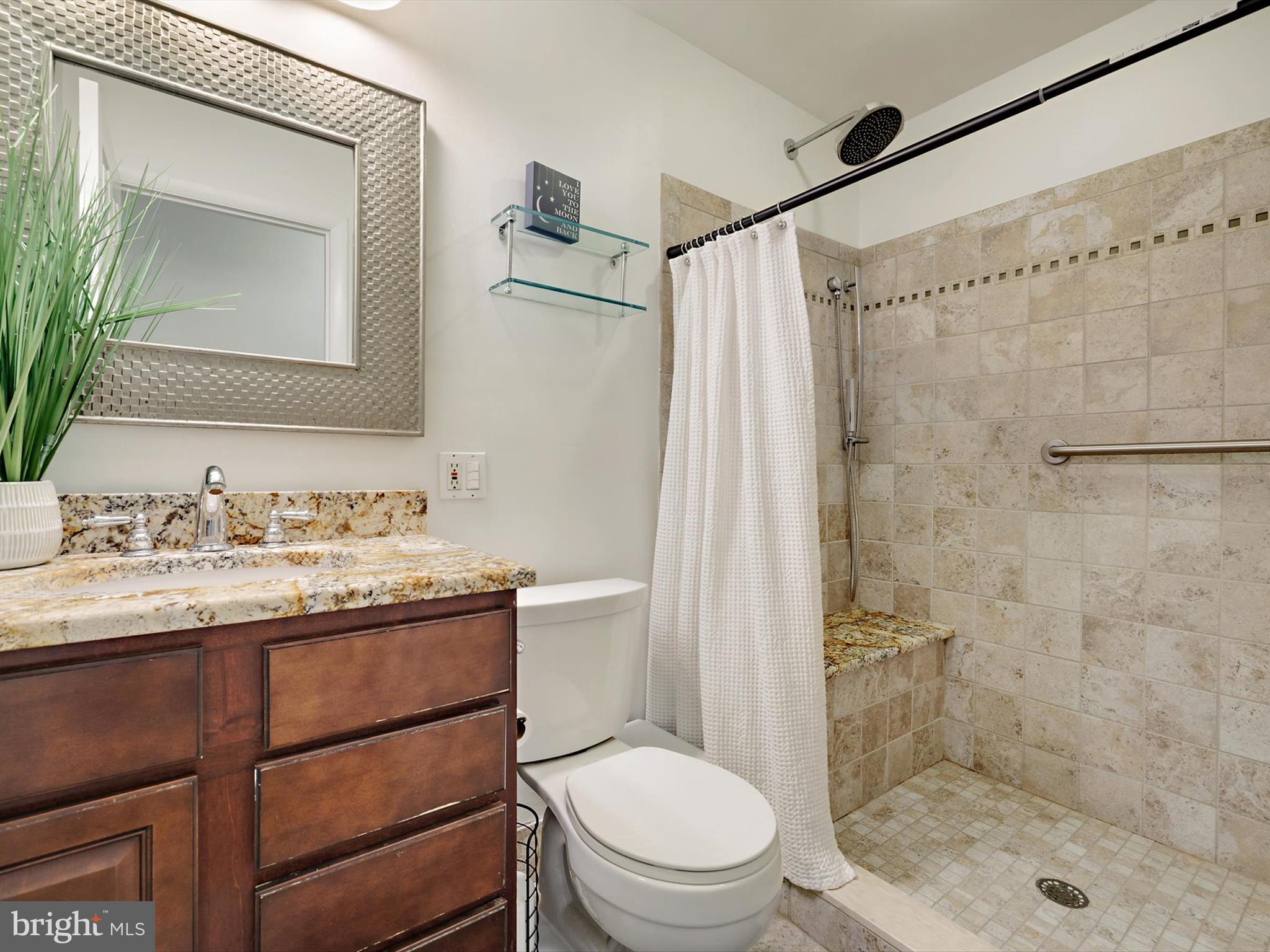 ROMAR ESTATES - Residential