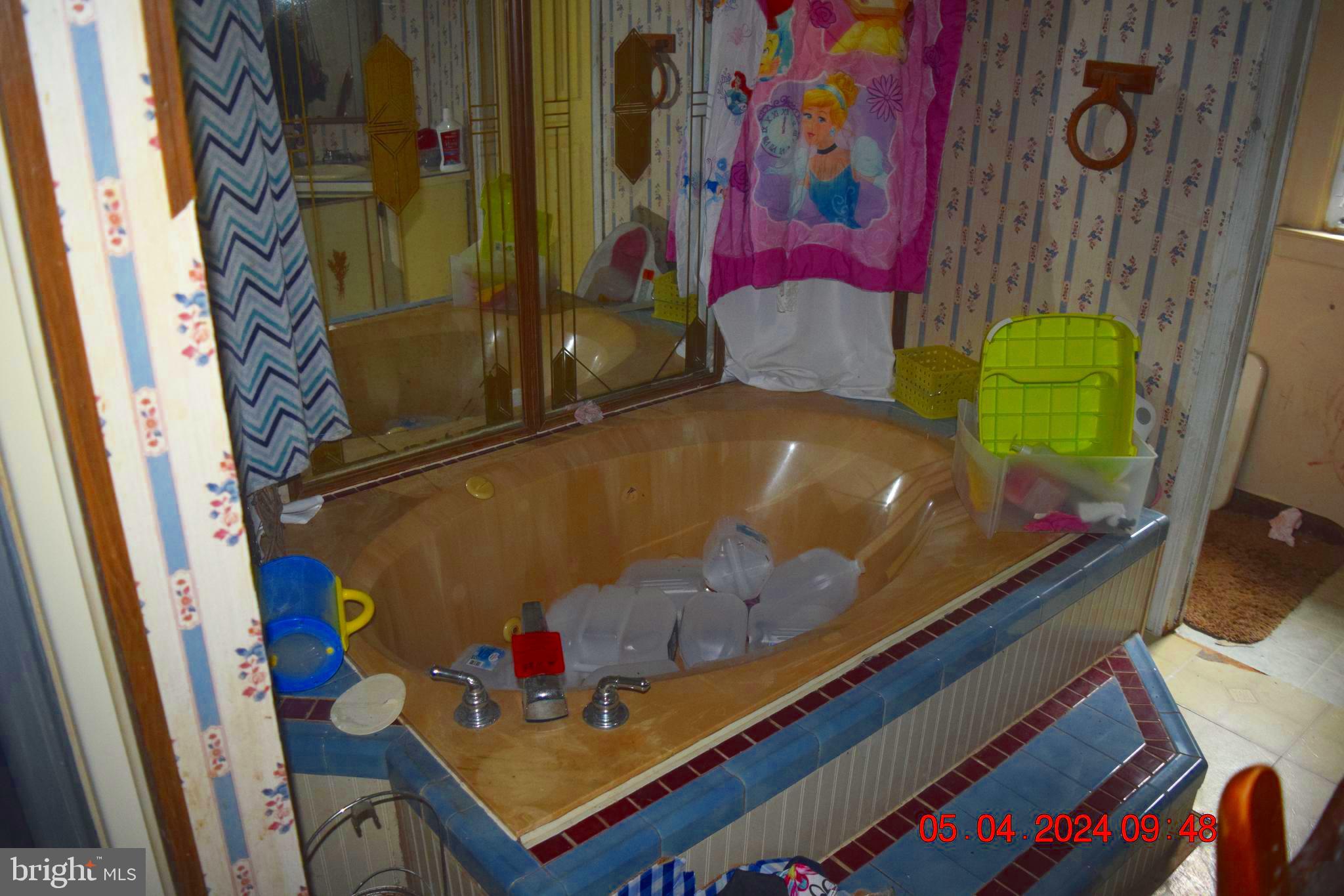 STONEHOUSE WOODED ESTATES - Residential