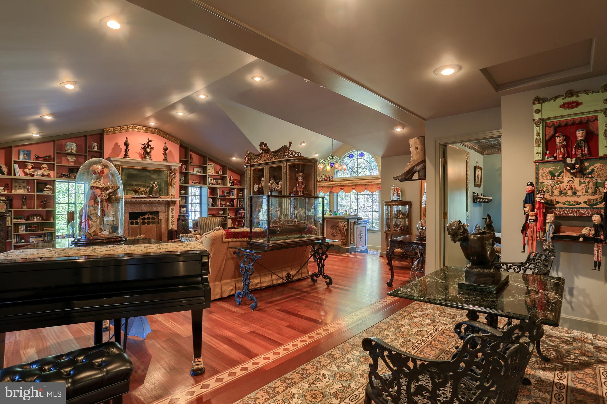 MONDAMIN FARMS - Residential