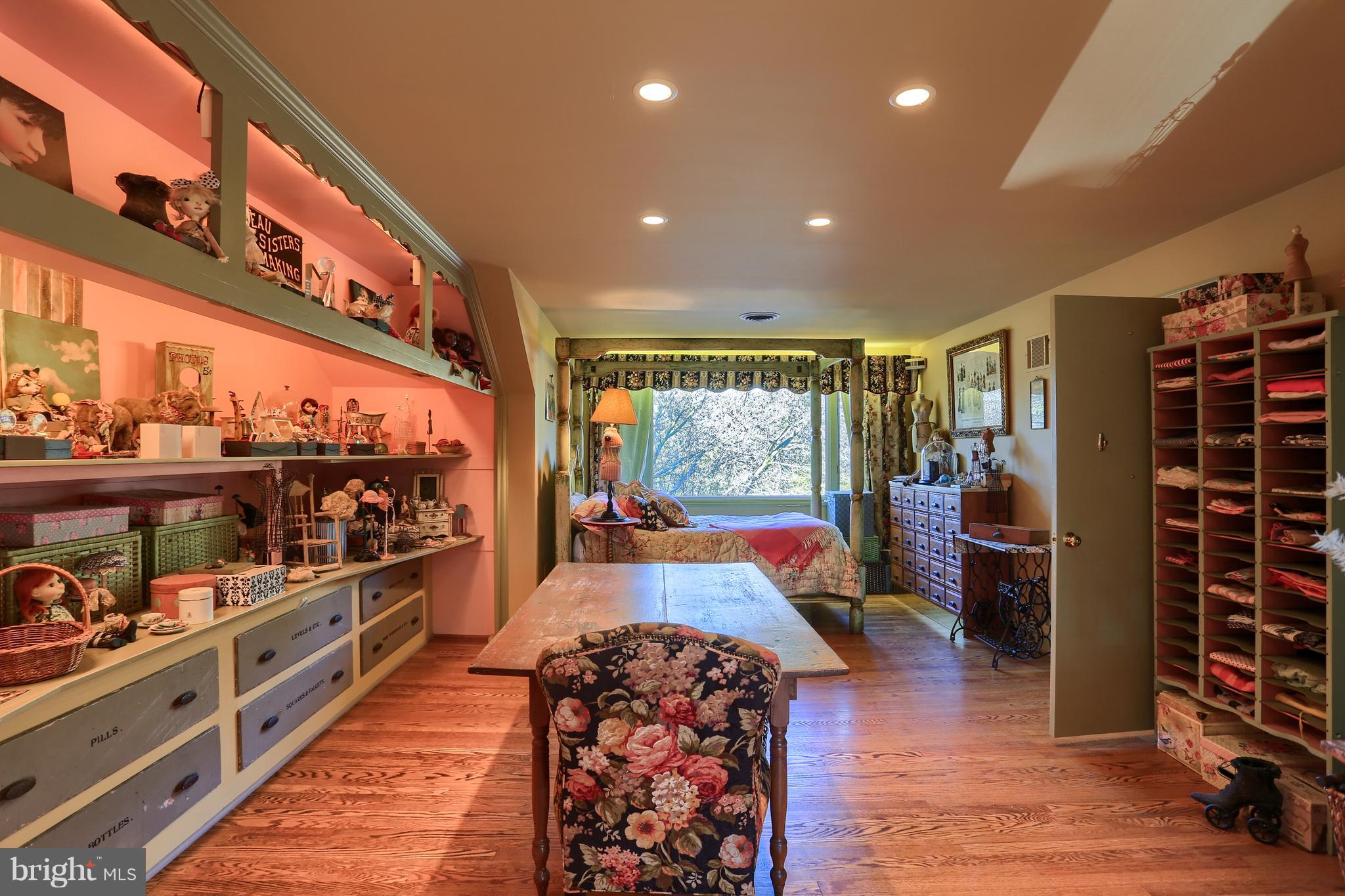 MONDAMIN FARMS - Residential