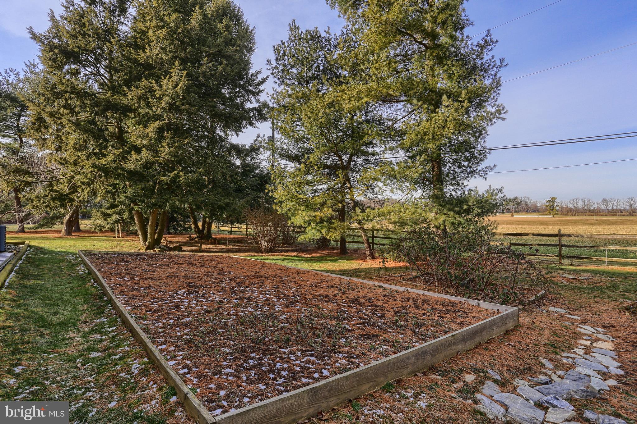 MONDAMIN FARMS - Residential