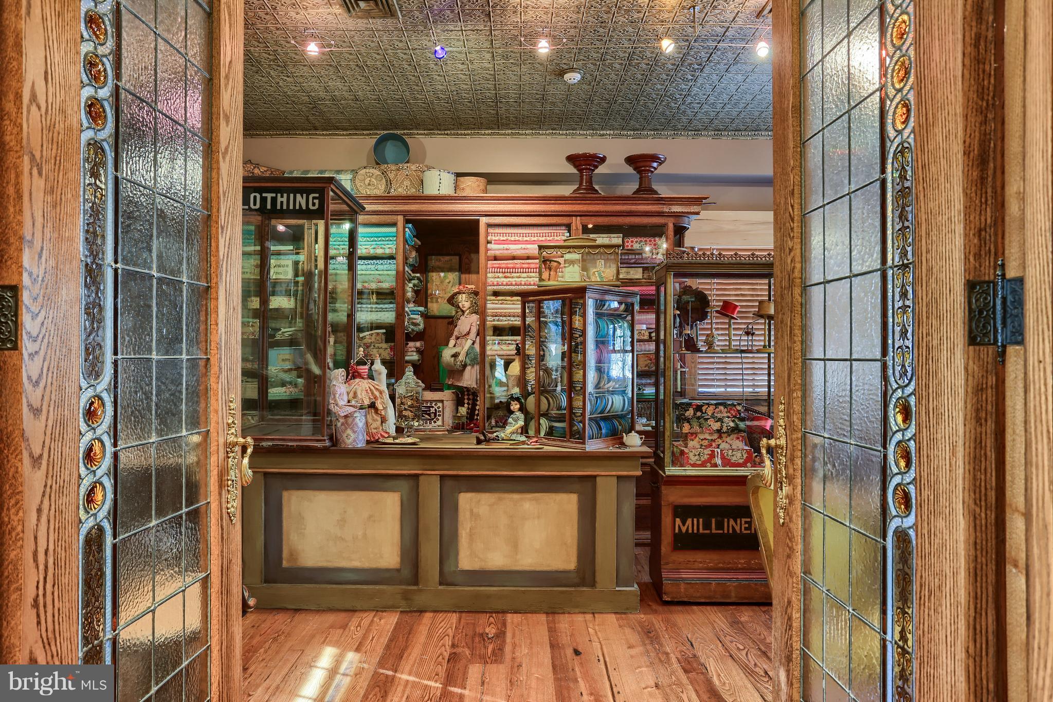 MONDAMIN FARMS - Residential