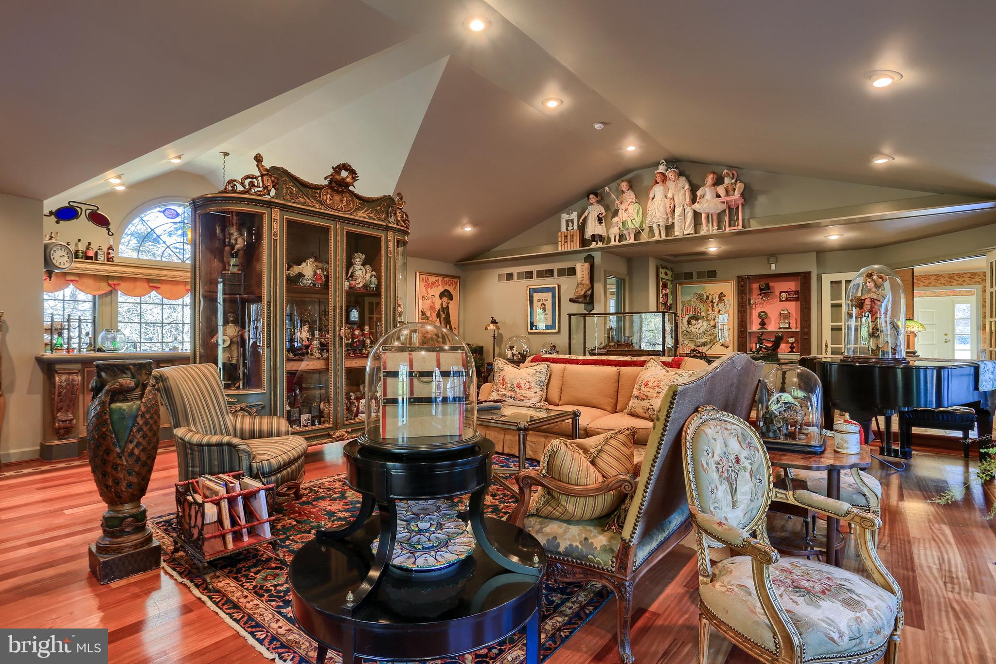 MONDAMIN FARMS - Residential