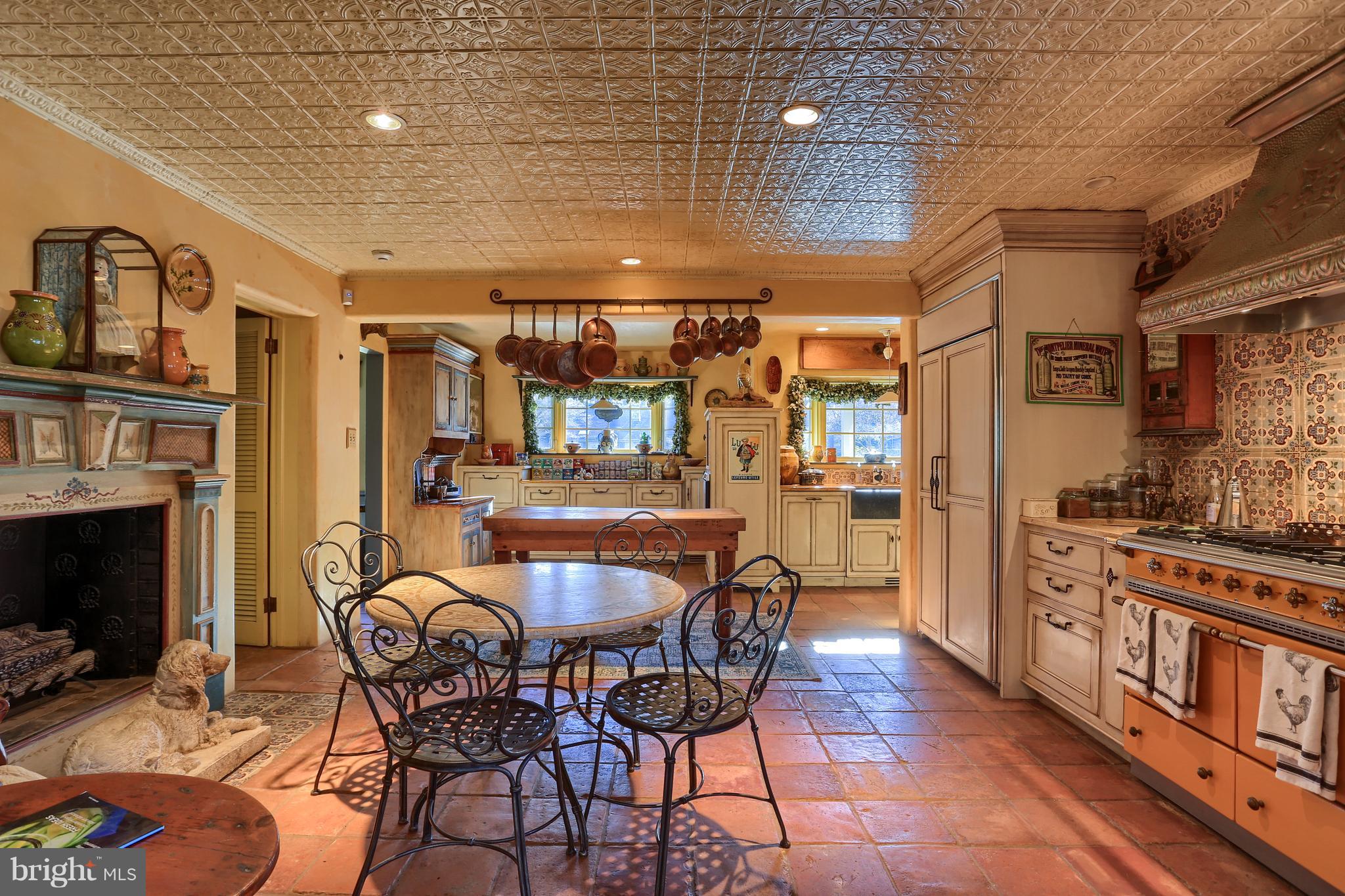 MONDAMIN FARMS - Residential