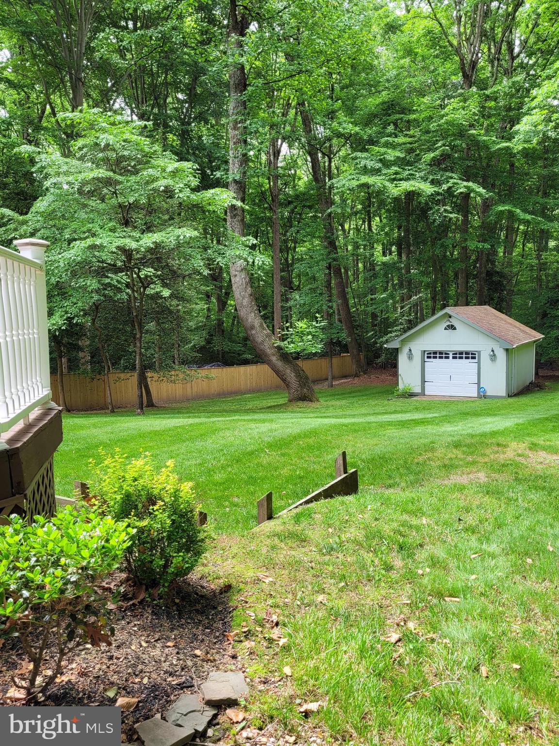 LAUREL BRANCH - Residential
