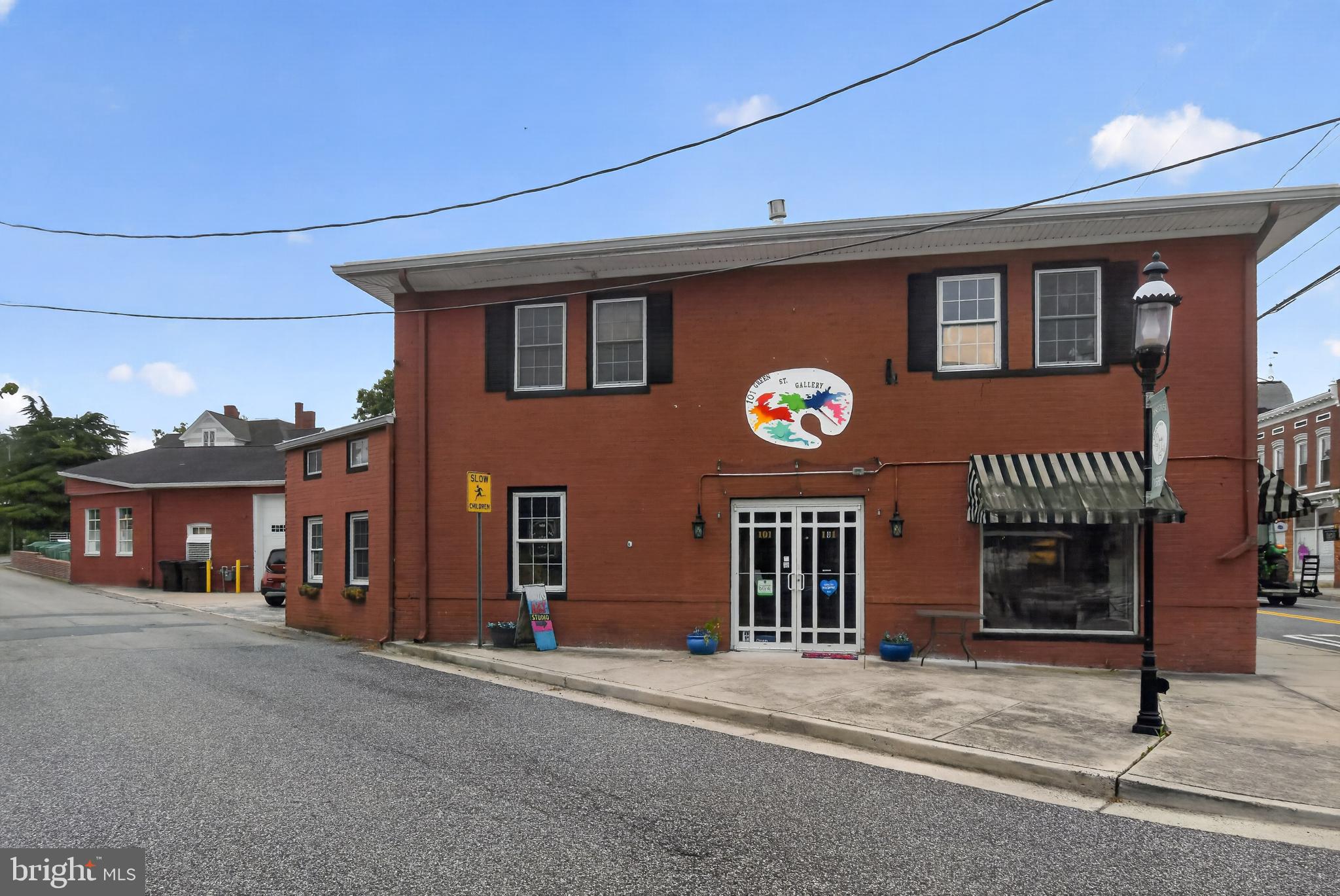204 WASHINGTON STREET