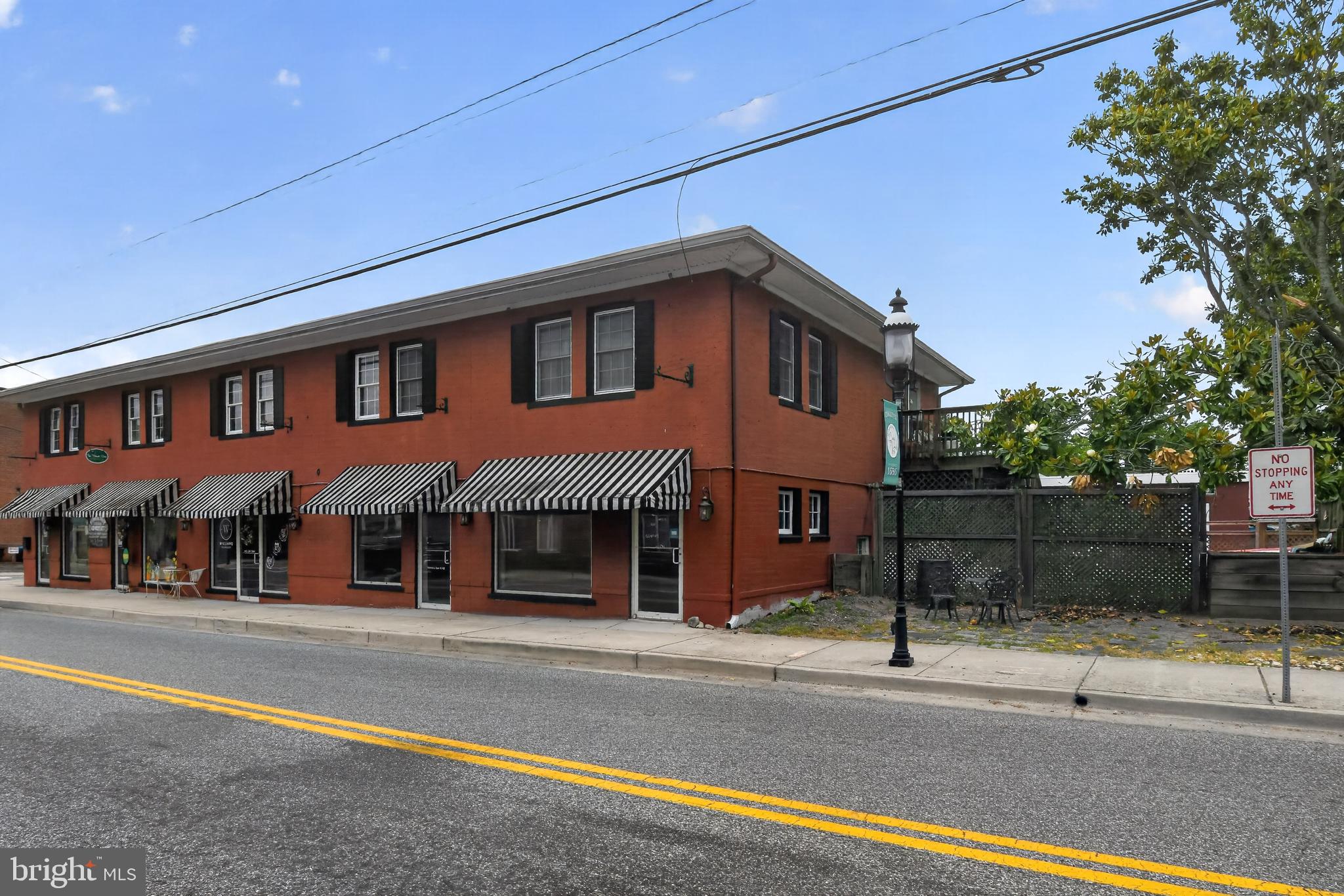 204 WASHINGTON STREET