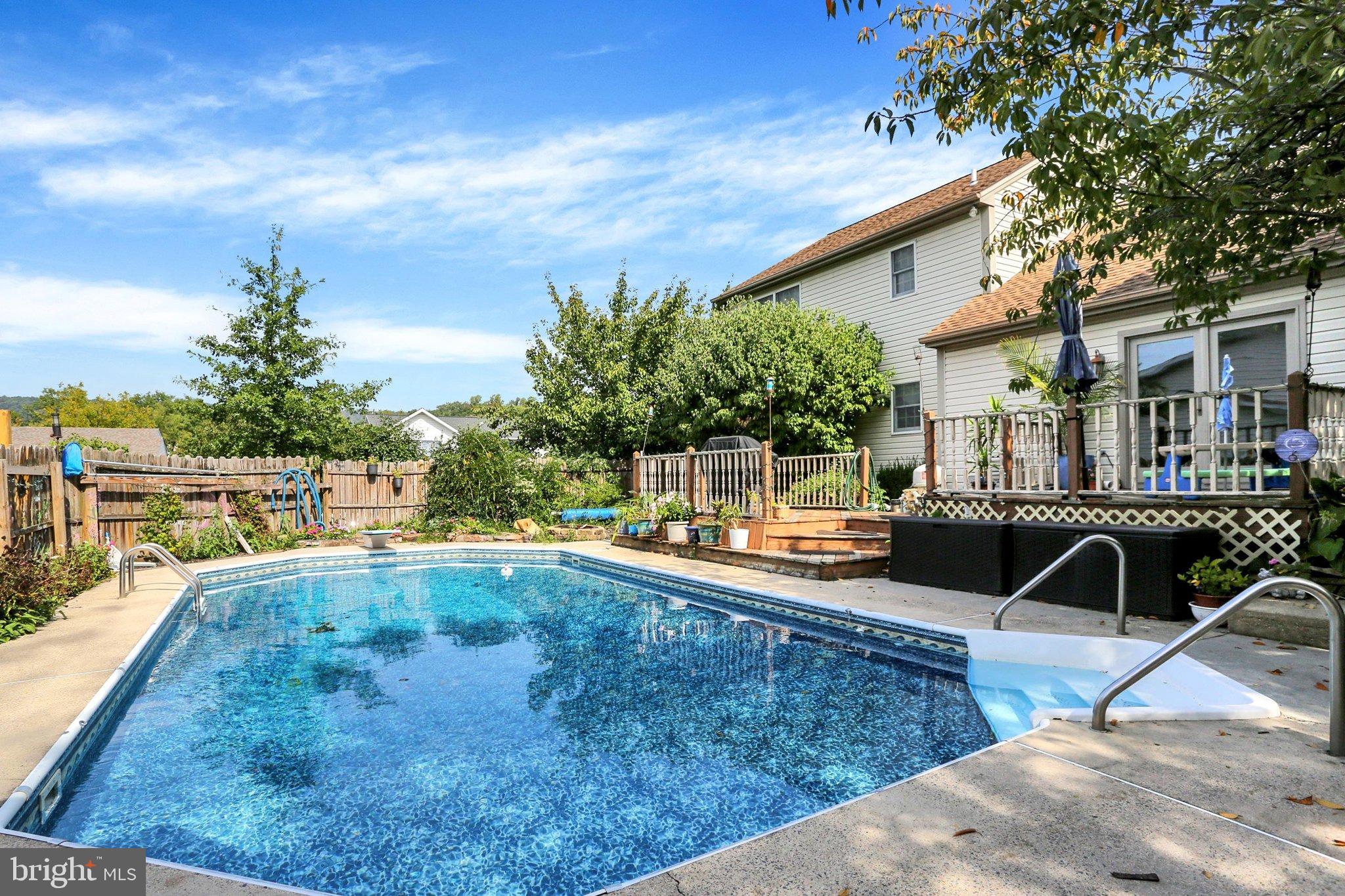 2416 WICKLOW DRIVE