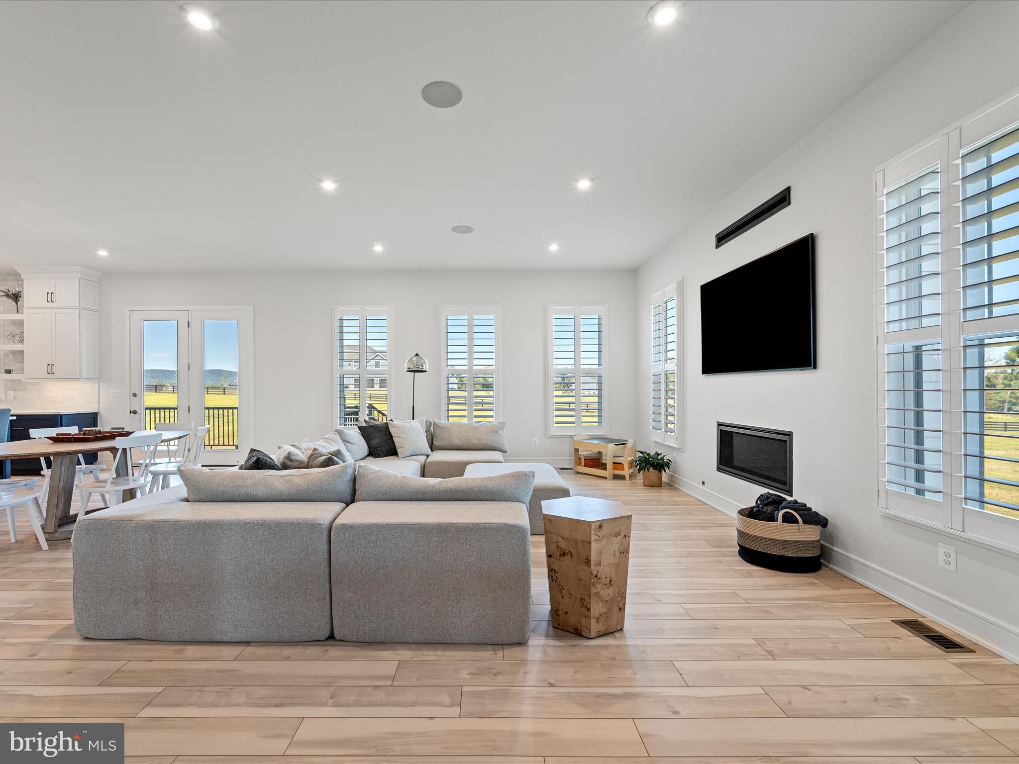 GLENMORE FARM - Residential