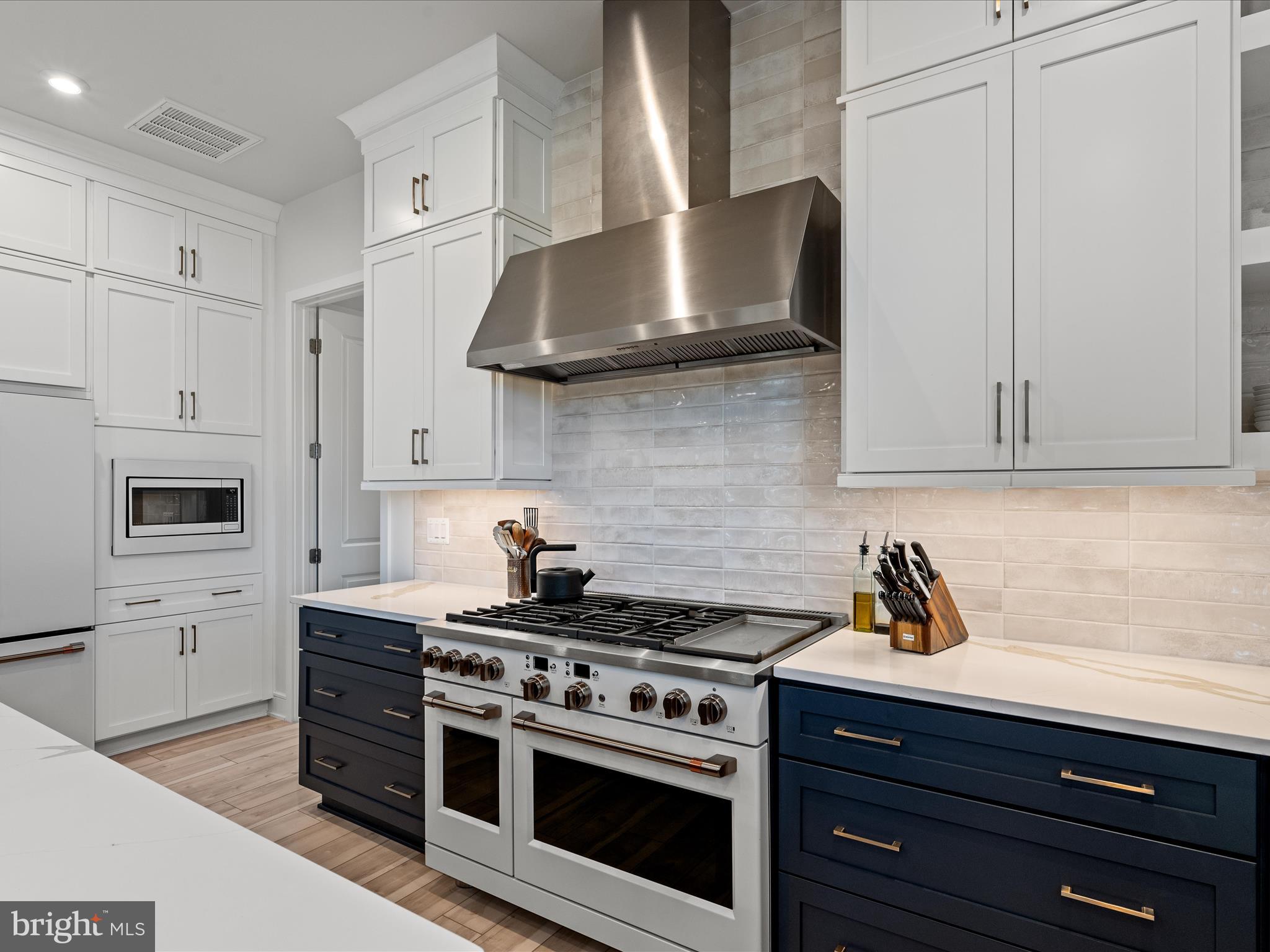 GLENMORE FARM - Residential