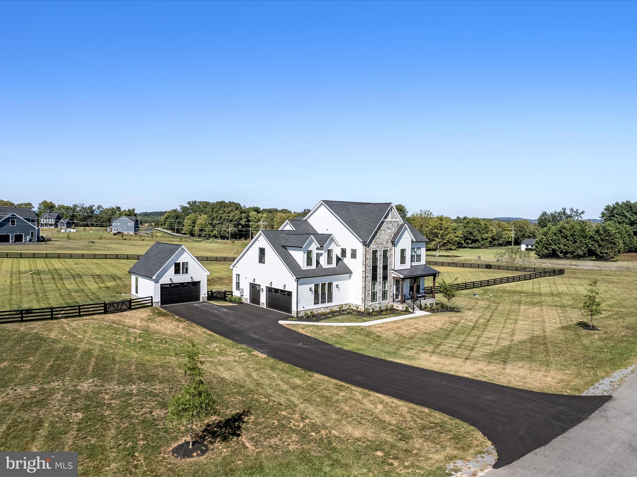 GLENMORE FARM - Residential