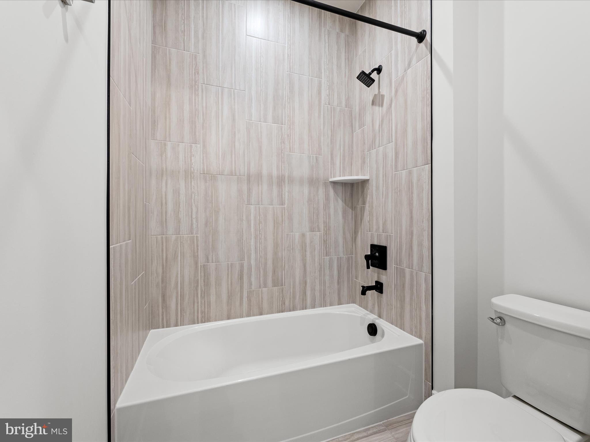 GLENMORE FARM - Residential