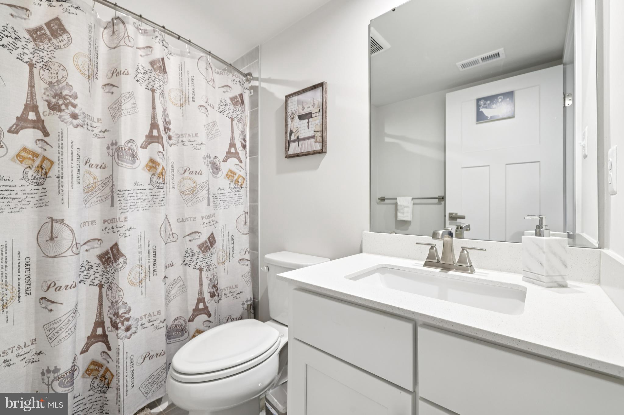 BELLE AIR TOWNHOMES - Residential