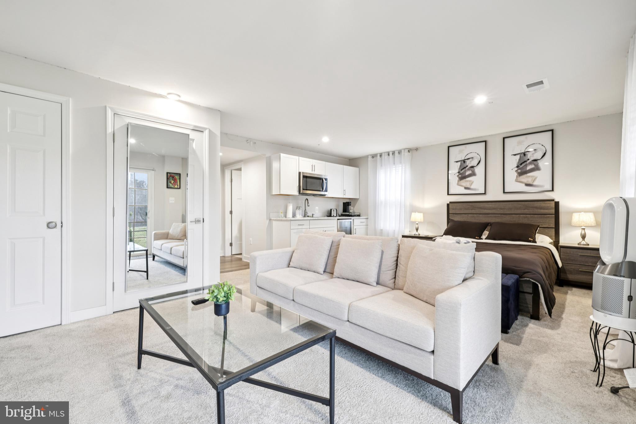 BELLE AIR TOWNHOMES - Residential