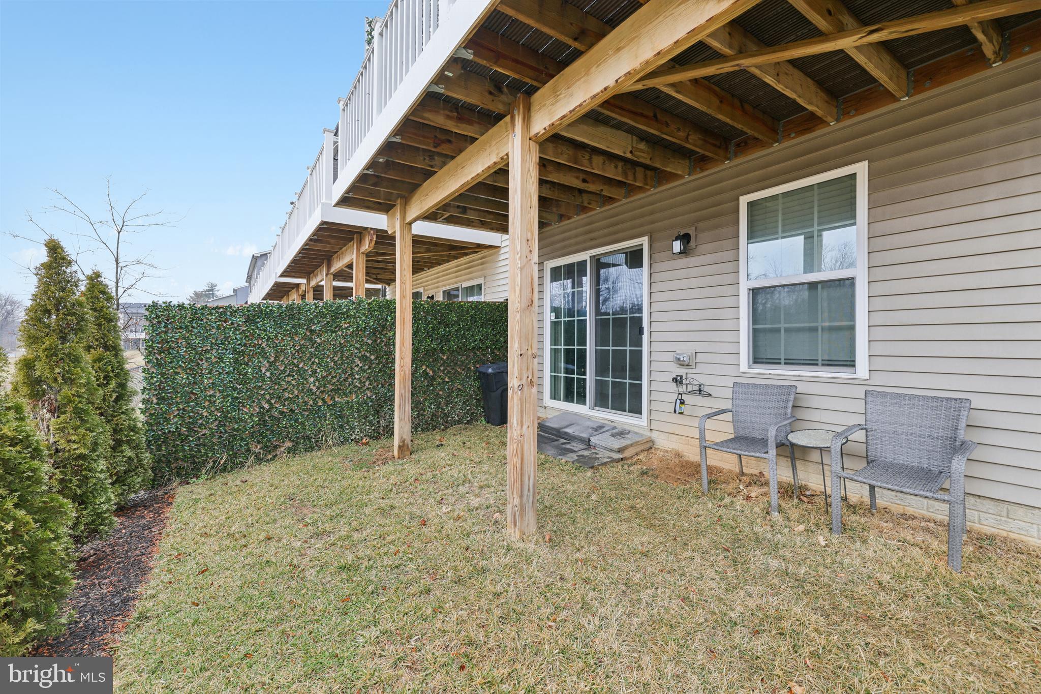 BELLE AIR TOWNHOMES - Residential