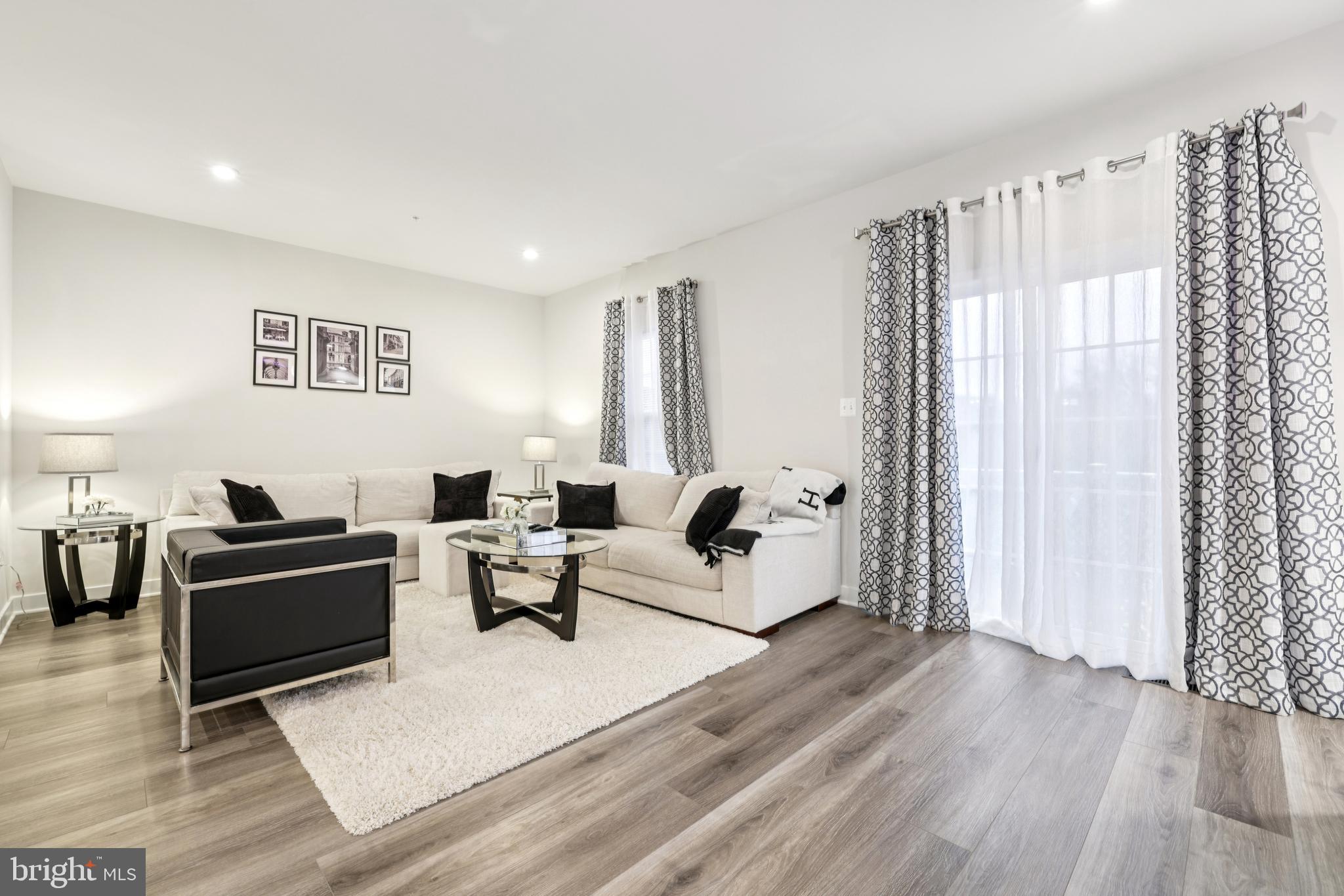 BELLE AIR TOWNHOMES - Residential