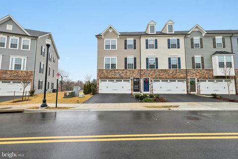 Townhouse For Sale - 1716 Atlas Drive<br/> Frederick County, FREDERICK, MD 21702