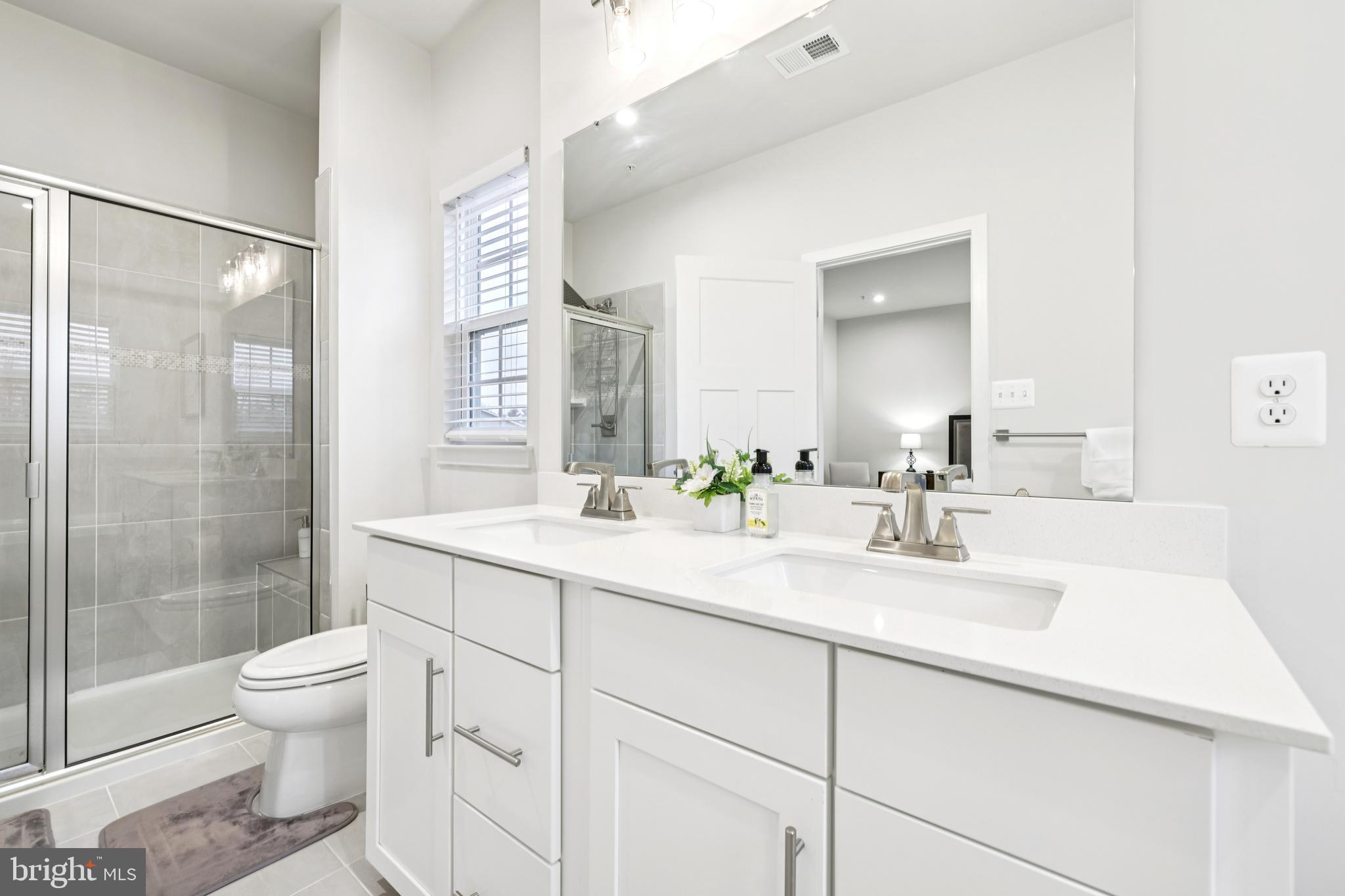 BELLE AIR TOWNHOMES - Residential