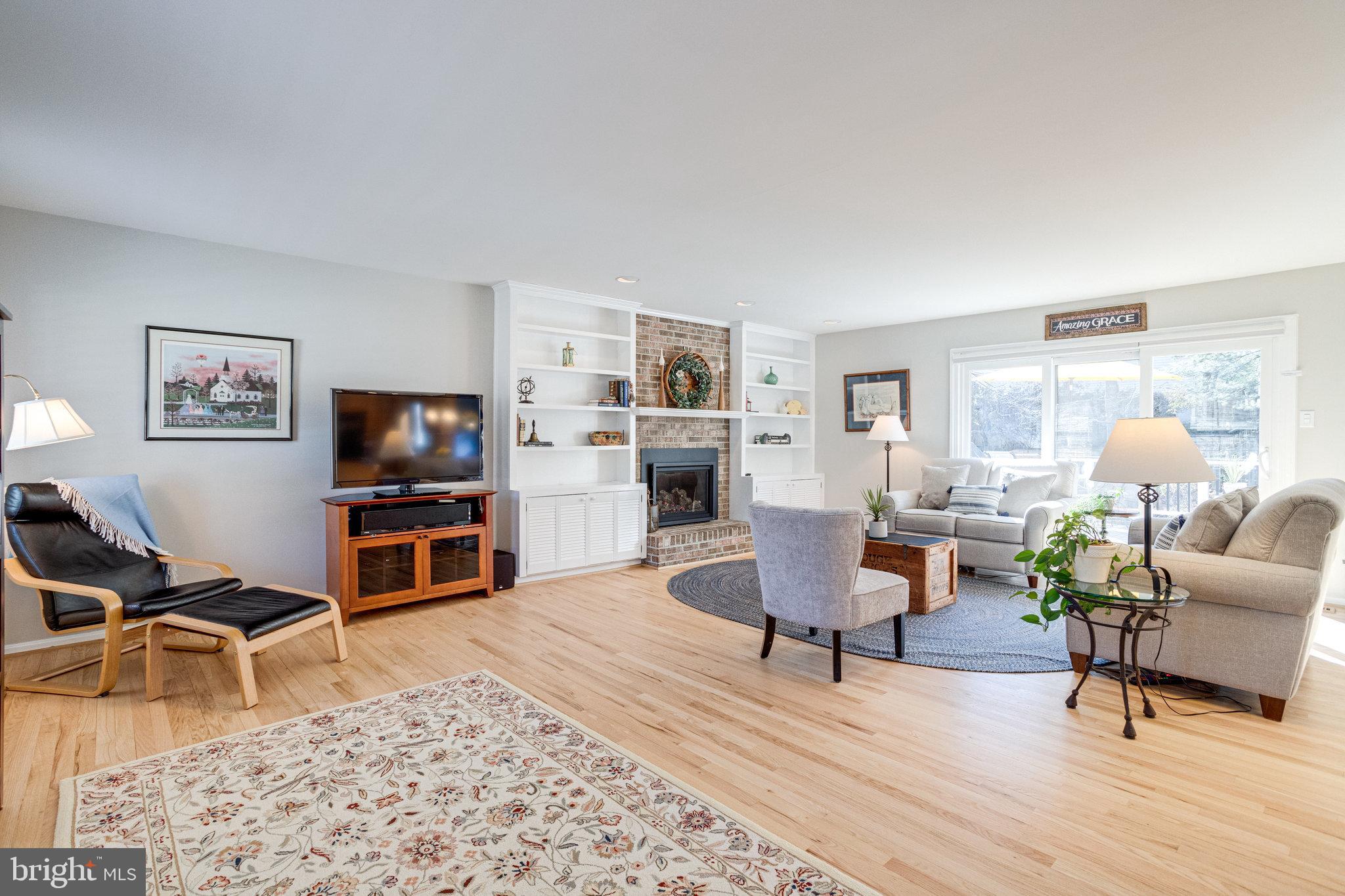 BURKE CENTRE - Residential