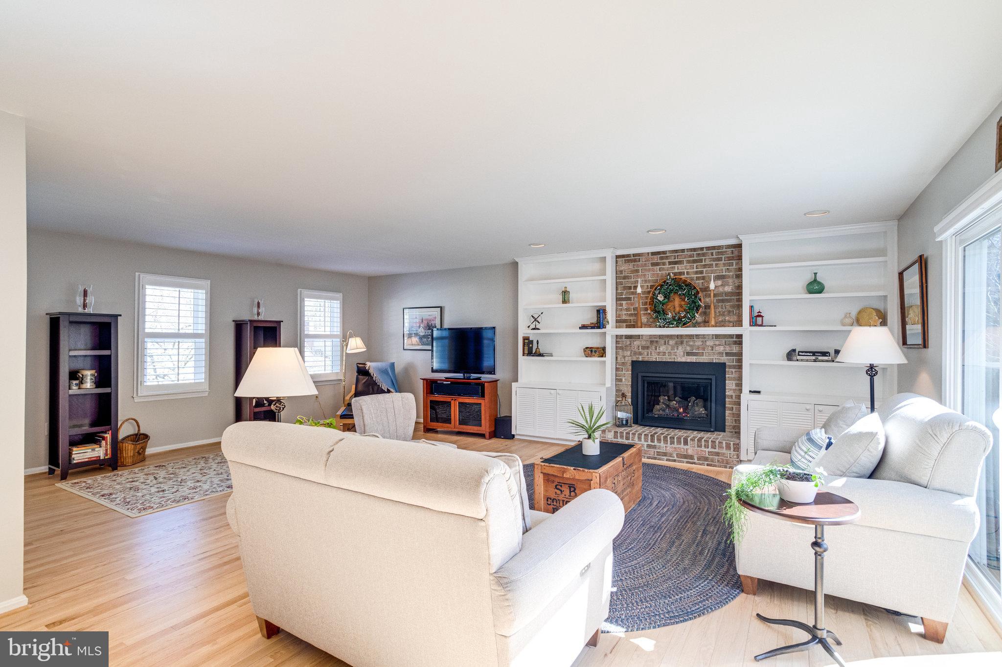 BURKE CENTRE - Residential