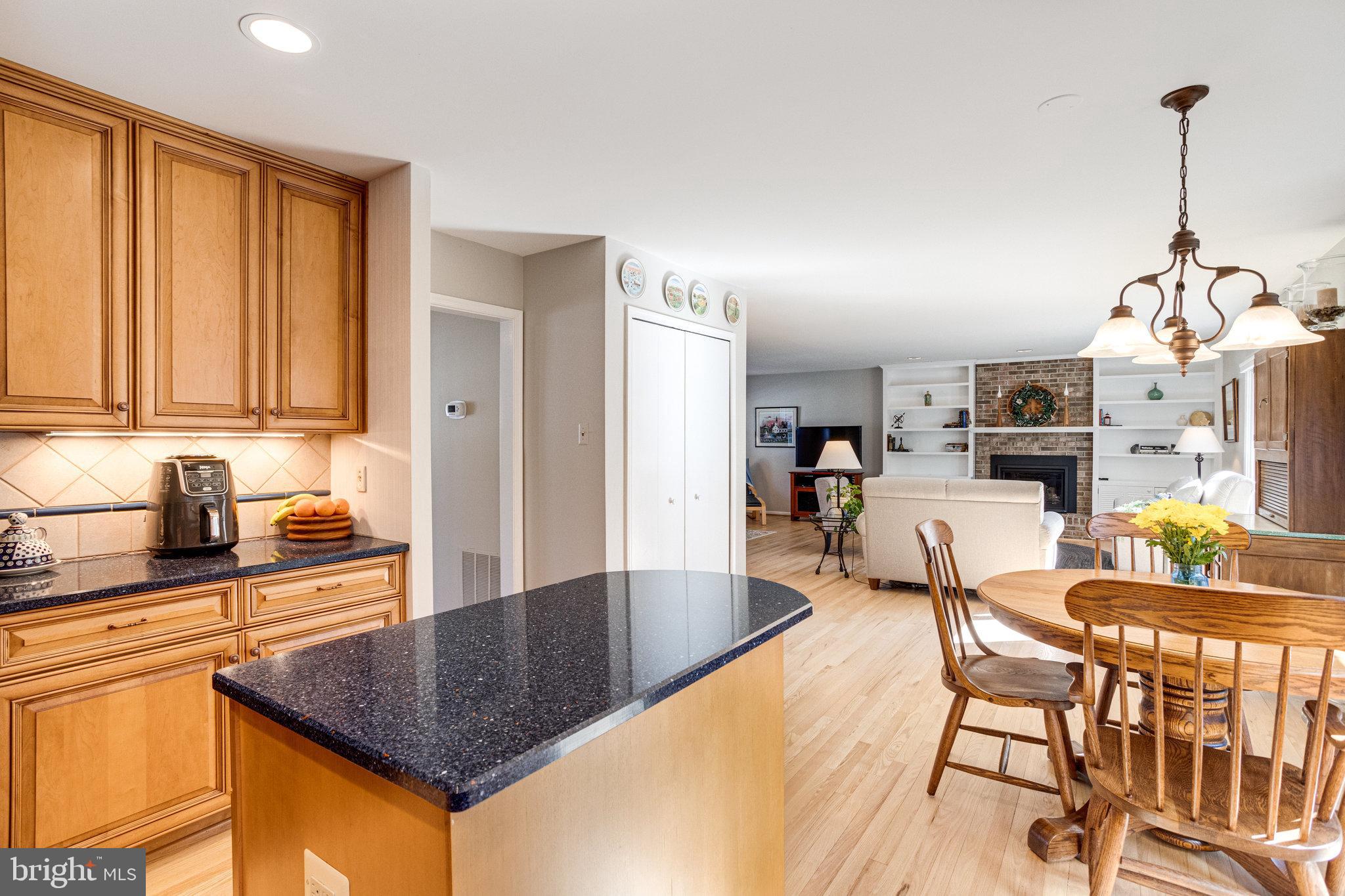 BURKE CENTRE - Residential