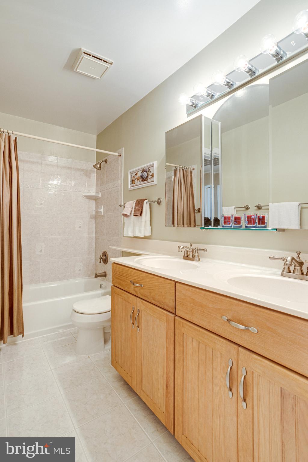 BURKE CENTRE - Residential