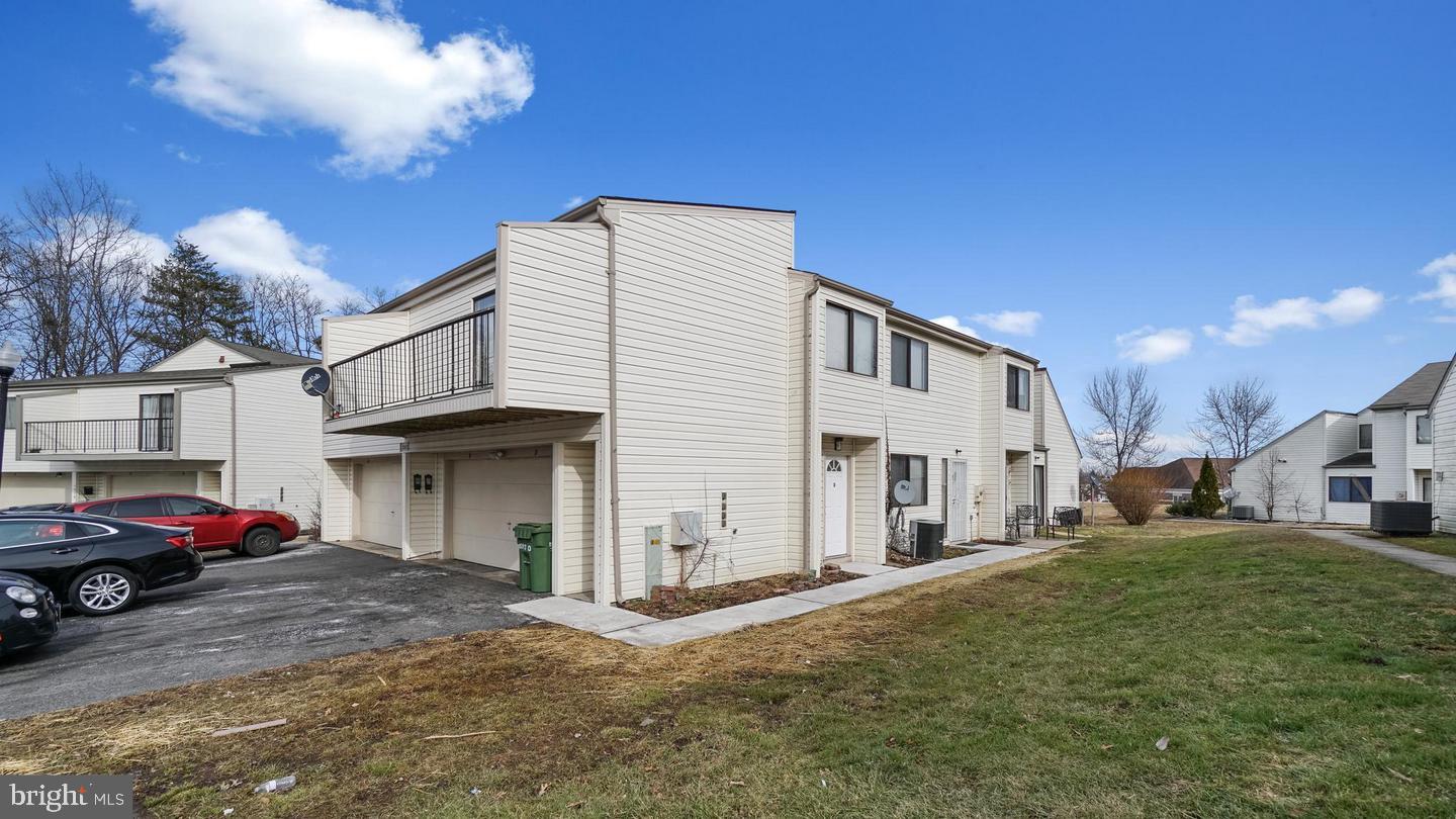 SUNRISE CONDOMINIUMS - Residential Lease