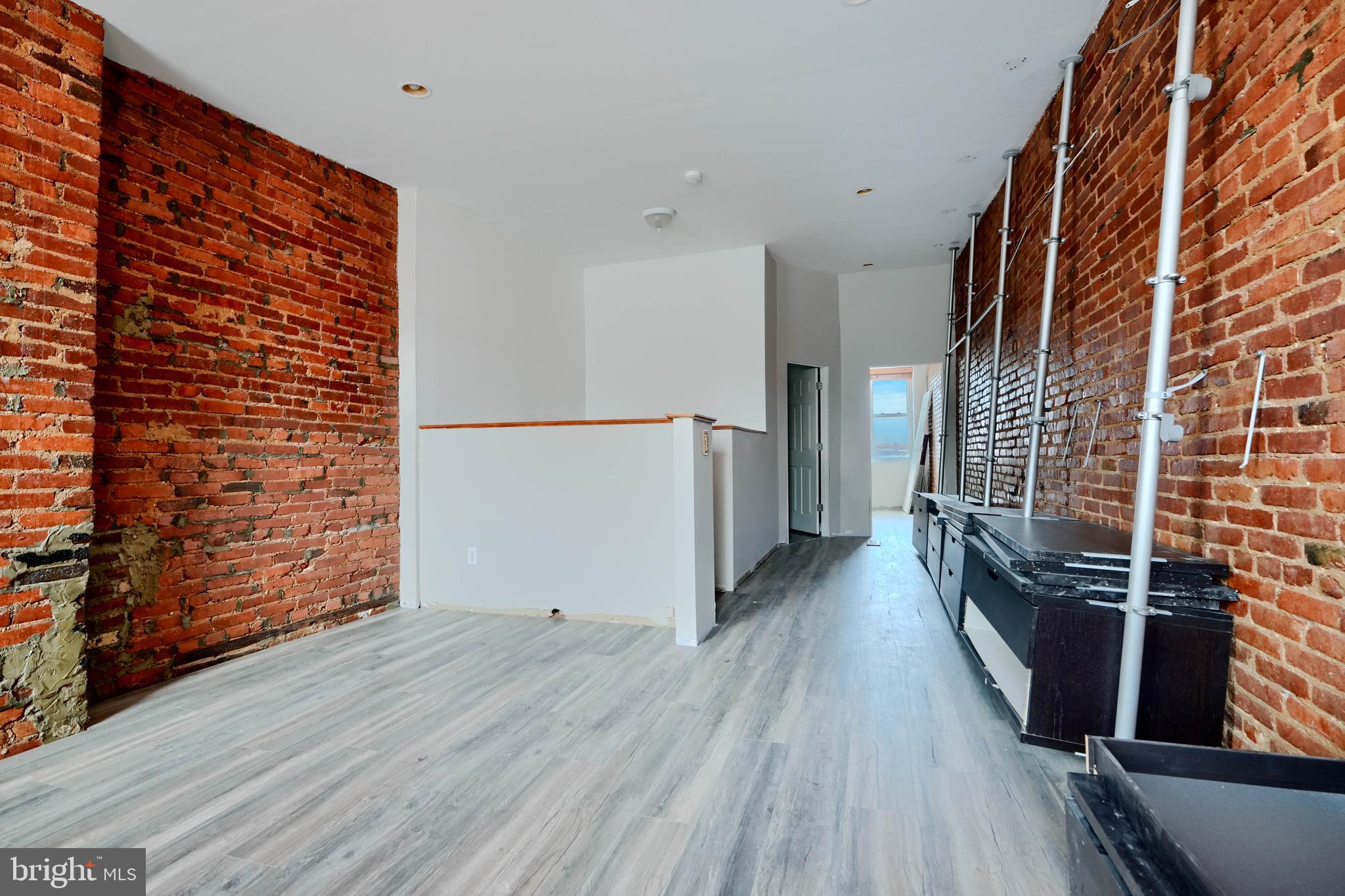 RESERVOIR HILL - Residential