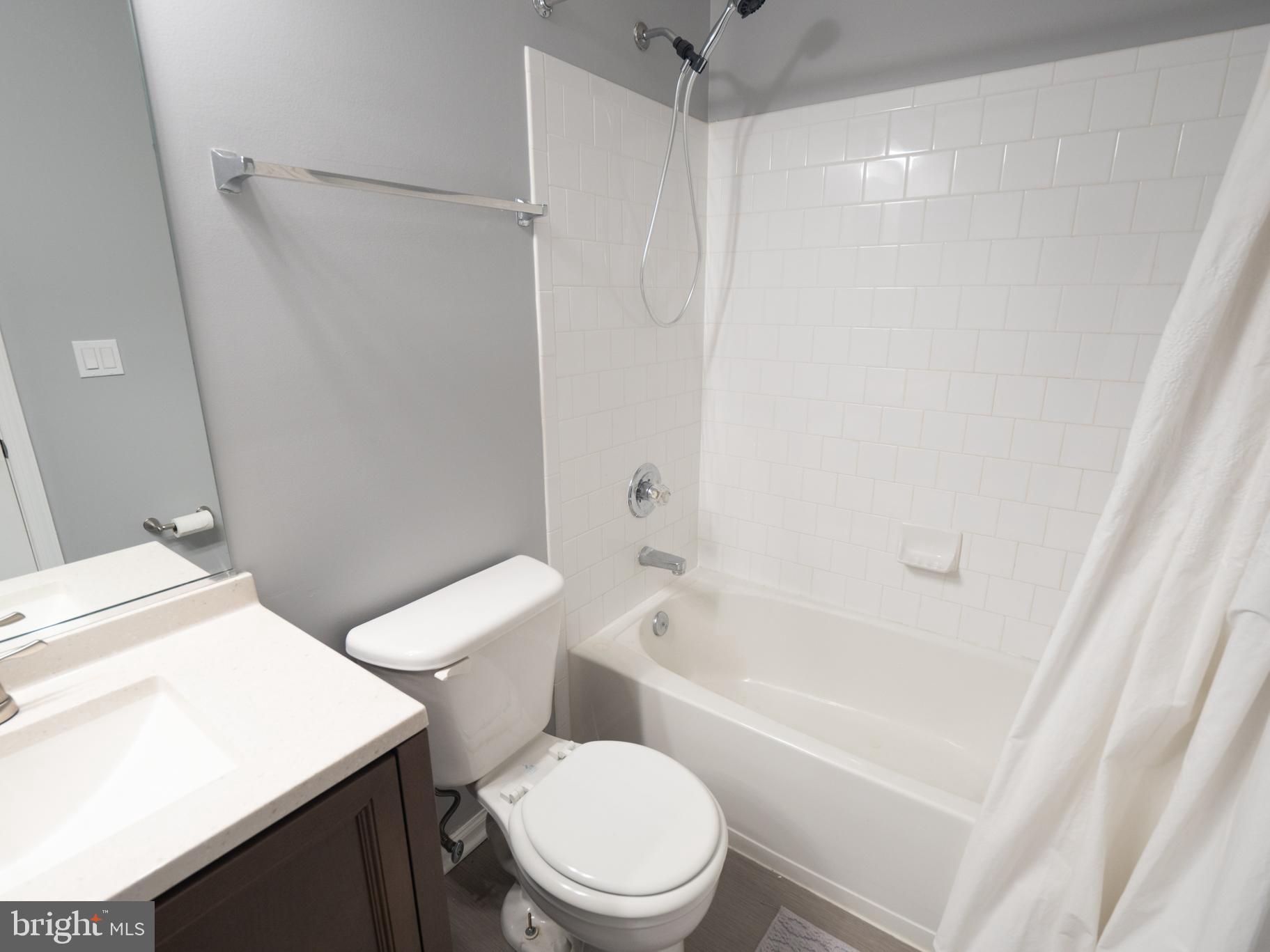 WELLFLEET MEWS - Residential