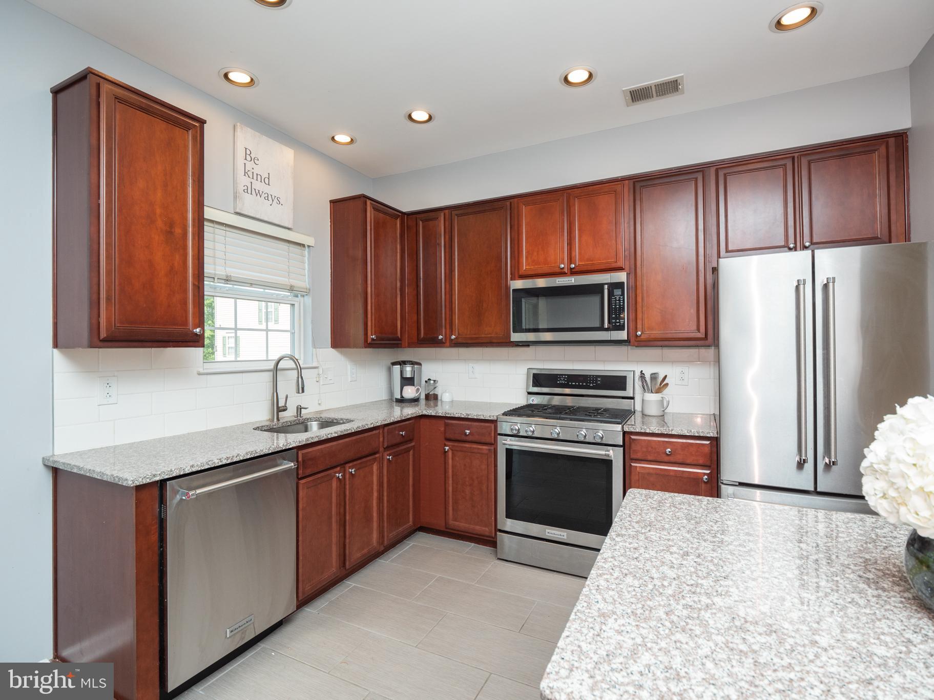 WELLFLEET MEWS - Residential