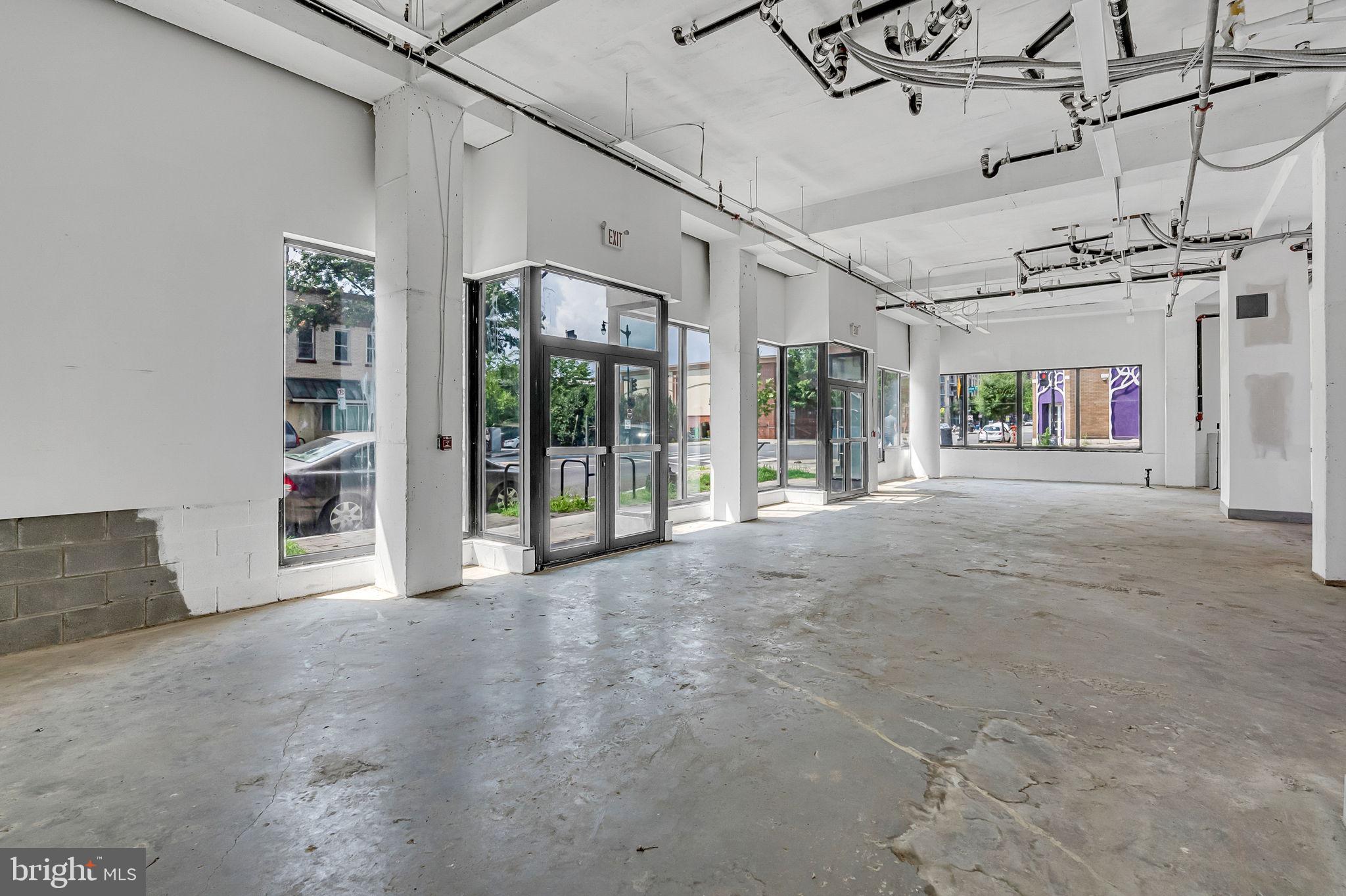 PARK VIEW - Commercial Sale