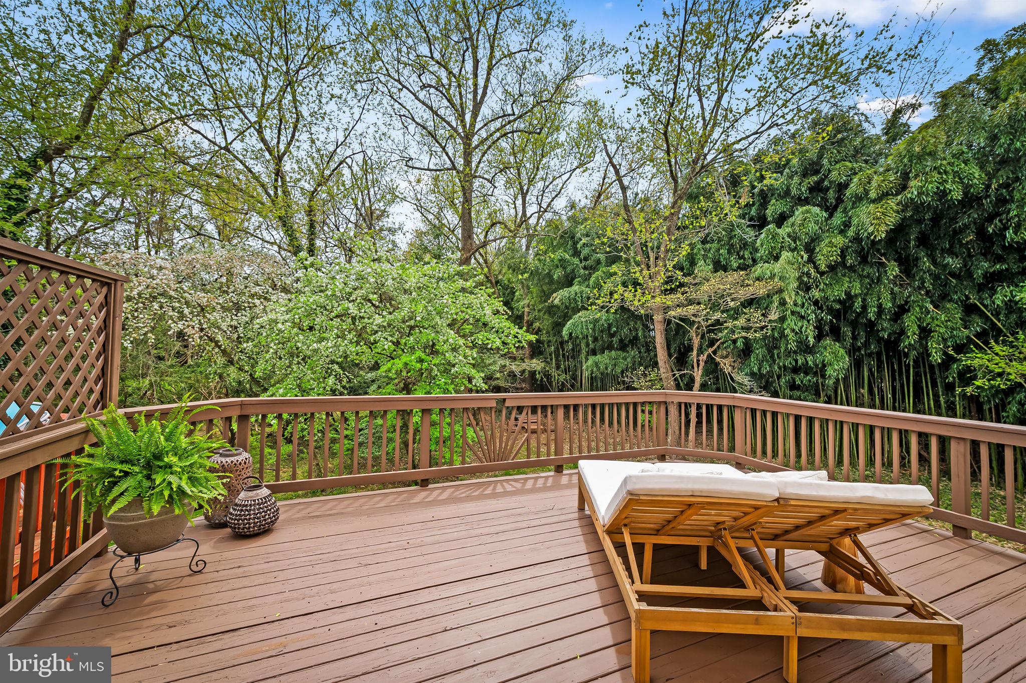 HUNTERS RUN - Residential