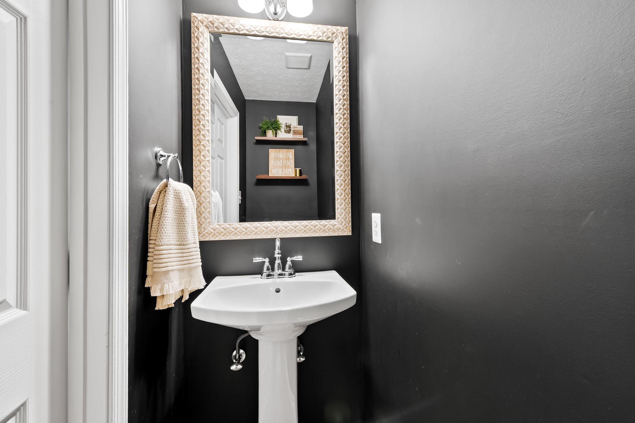 HUNTERS RUN - Residential