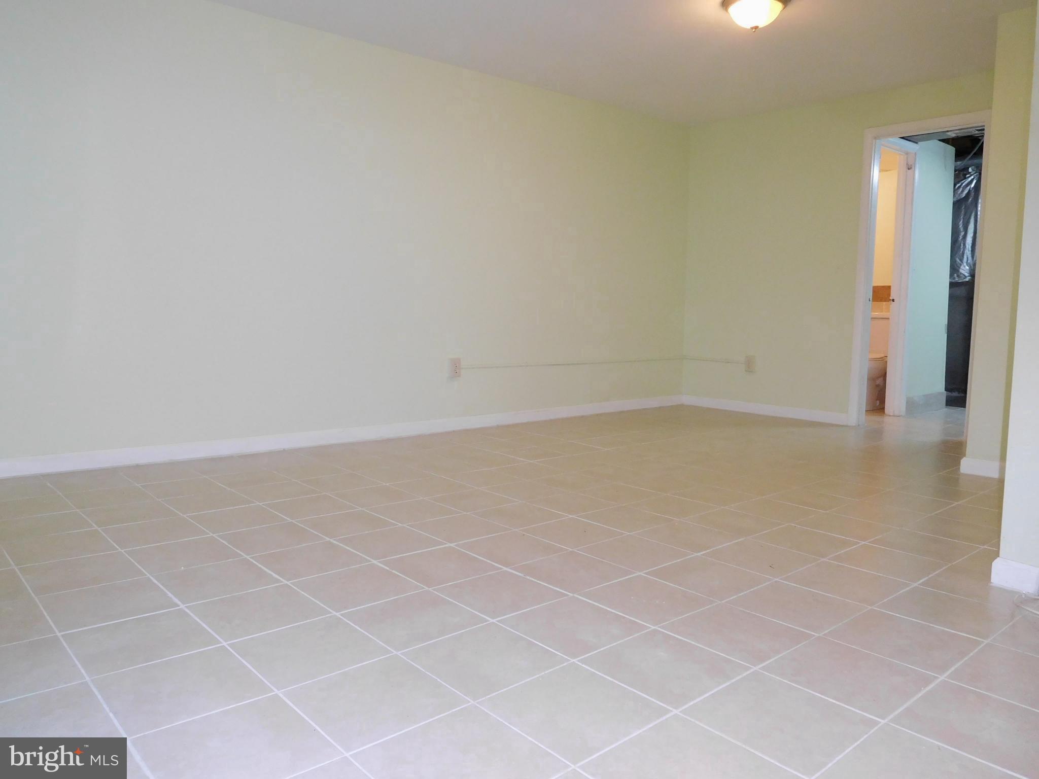 GEORGIAN HAMLET - Residential Lease