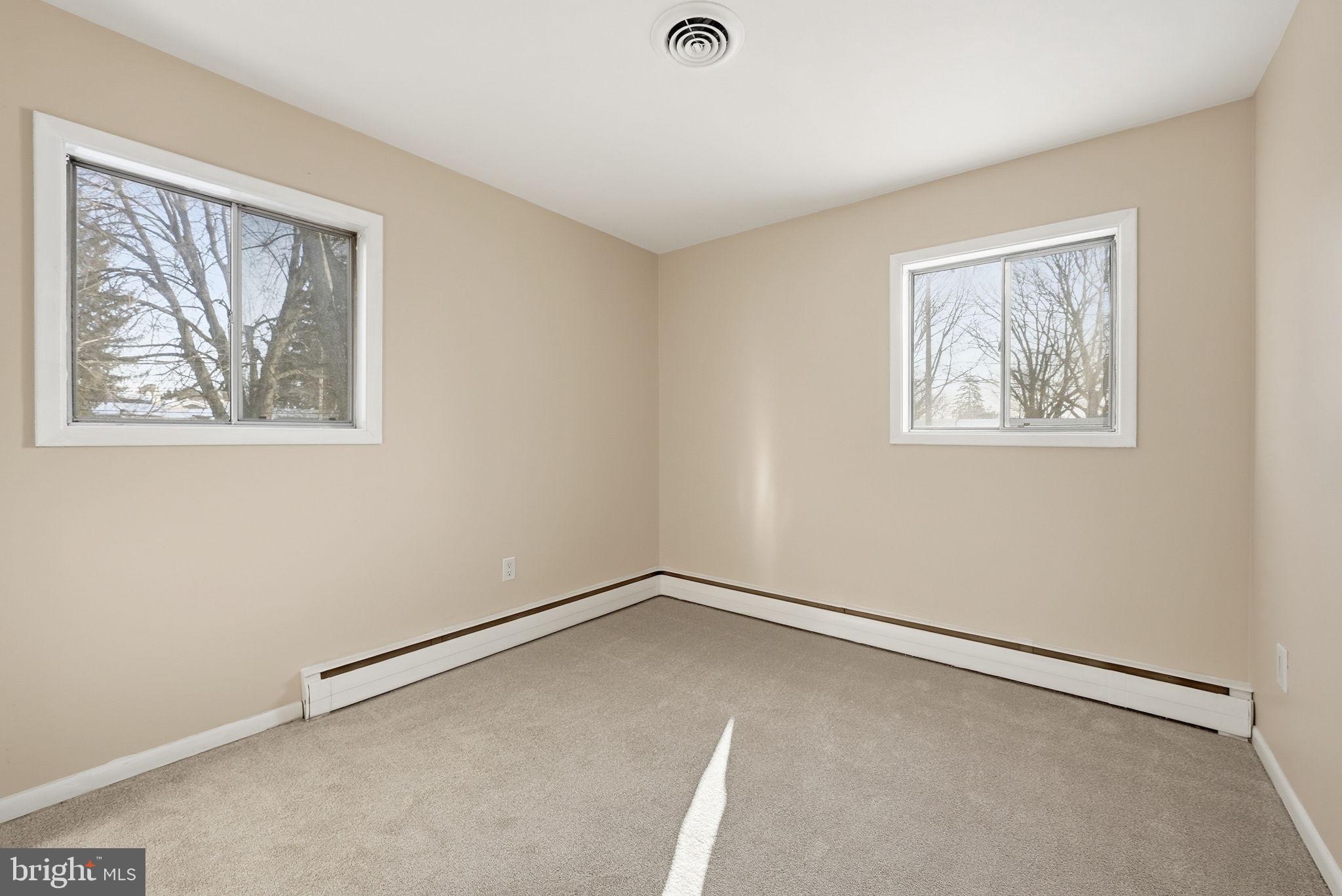 SPRING VALLEY - Residential