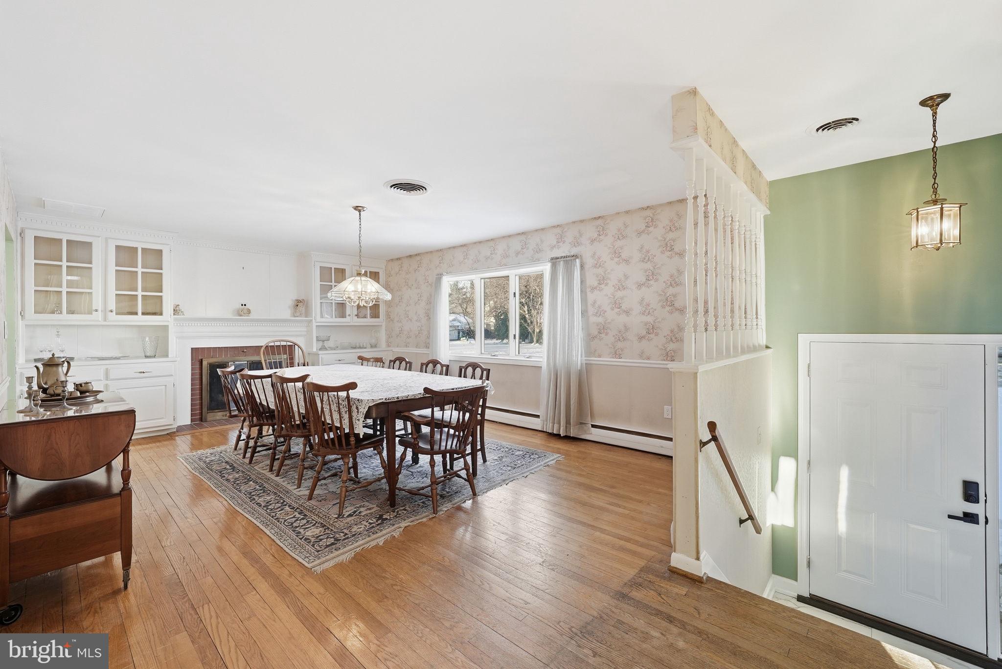 SPRING VALLEY - Residential